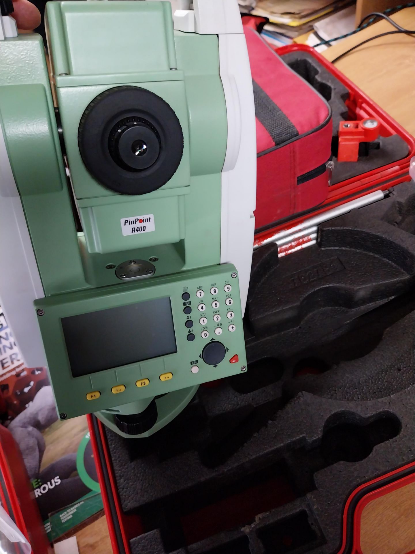 Leica Pinpoint R400 laser measure - Image 3 of 4