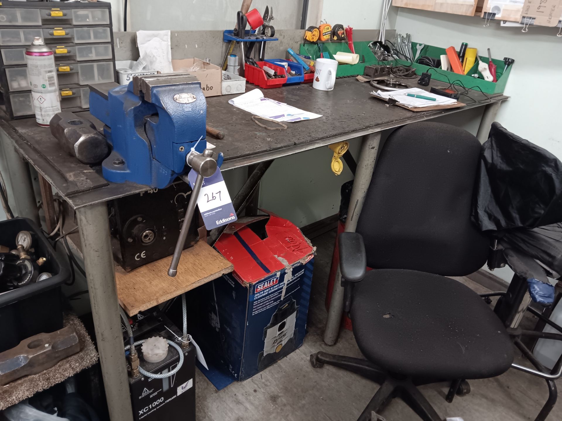 Steel engineers bench with quantity of tooling to top of bench and Irwin/Record No. 23 vice - Image 3 of 3