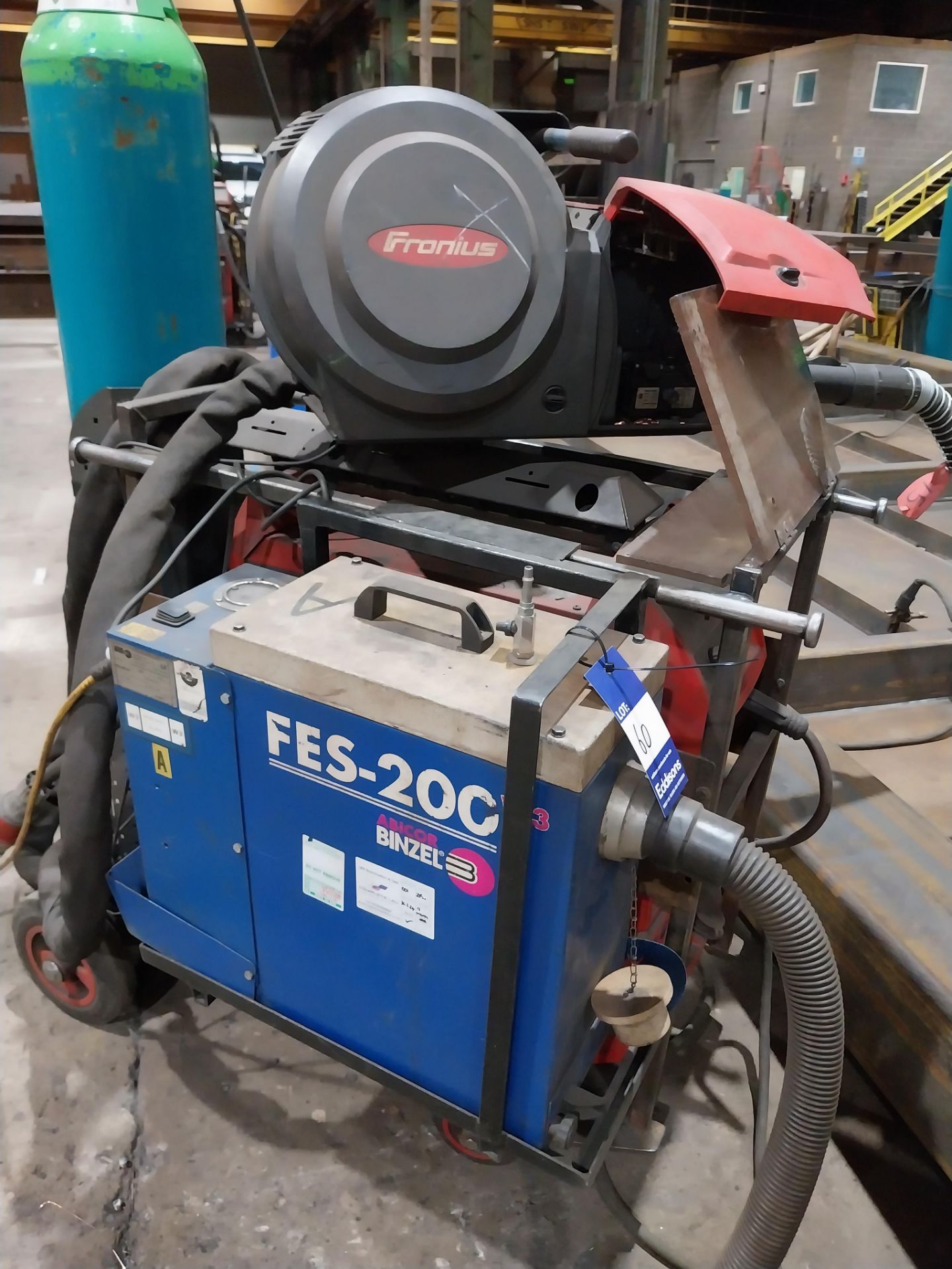Fronius TPS400i mig welder with wire feed and Binzel FED-200 W3 extractor (bottle not included) - Image 5 of 10