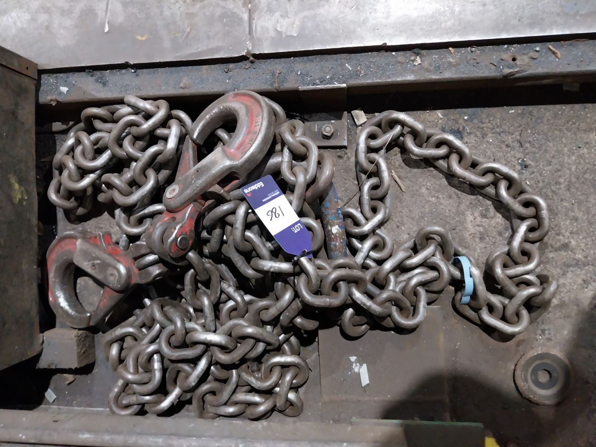 Heavy duty lifting chain - Image 2 of 2