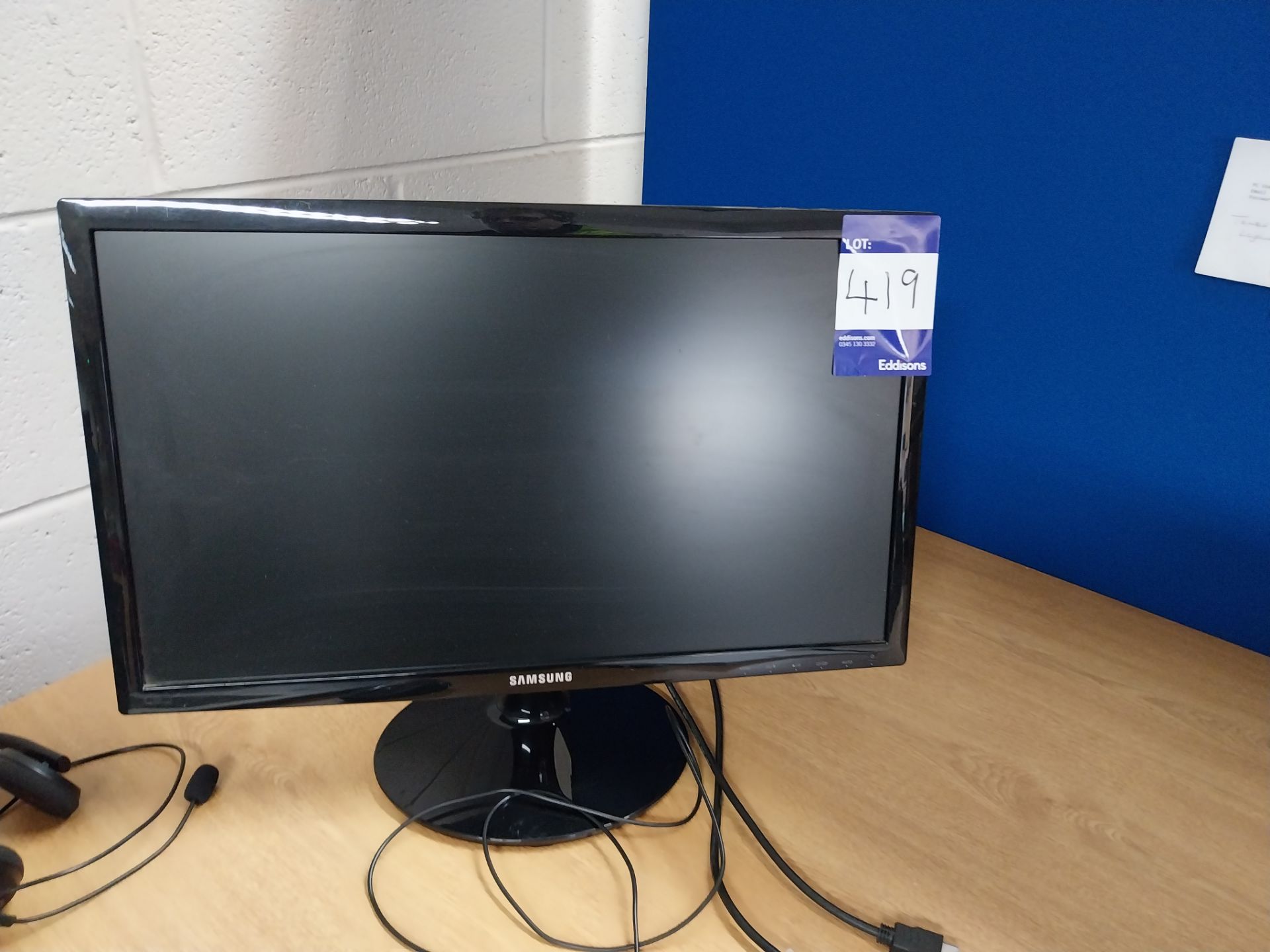 3 Monitors to include Benq, Hanns-G and Samsung - Bild 2 aus 3