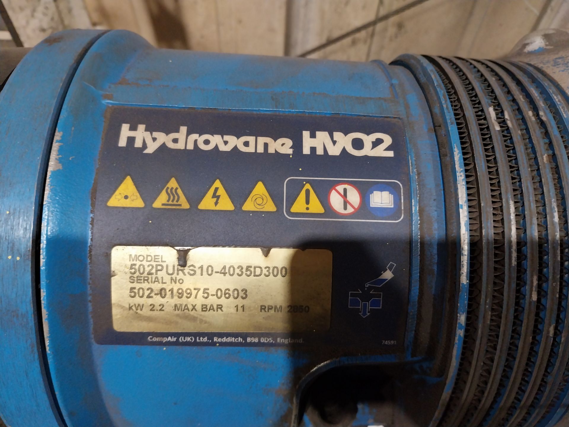 Hydrovane HV02 502PUR510-4035D300 receiver mounted compressor, 2.2kw, max bar 11, RPM 2850, 75 - Image 2 of 5