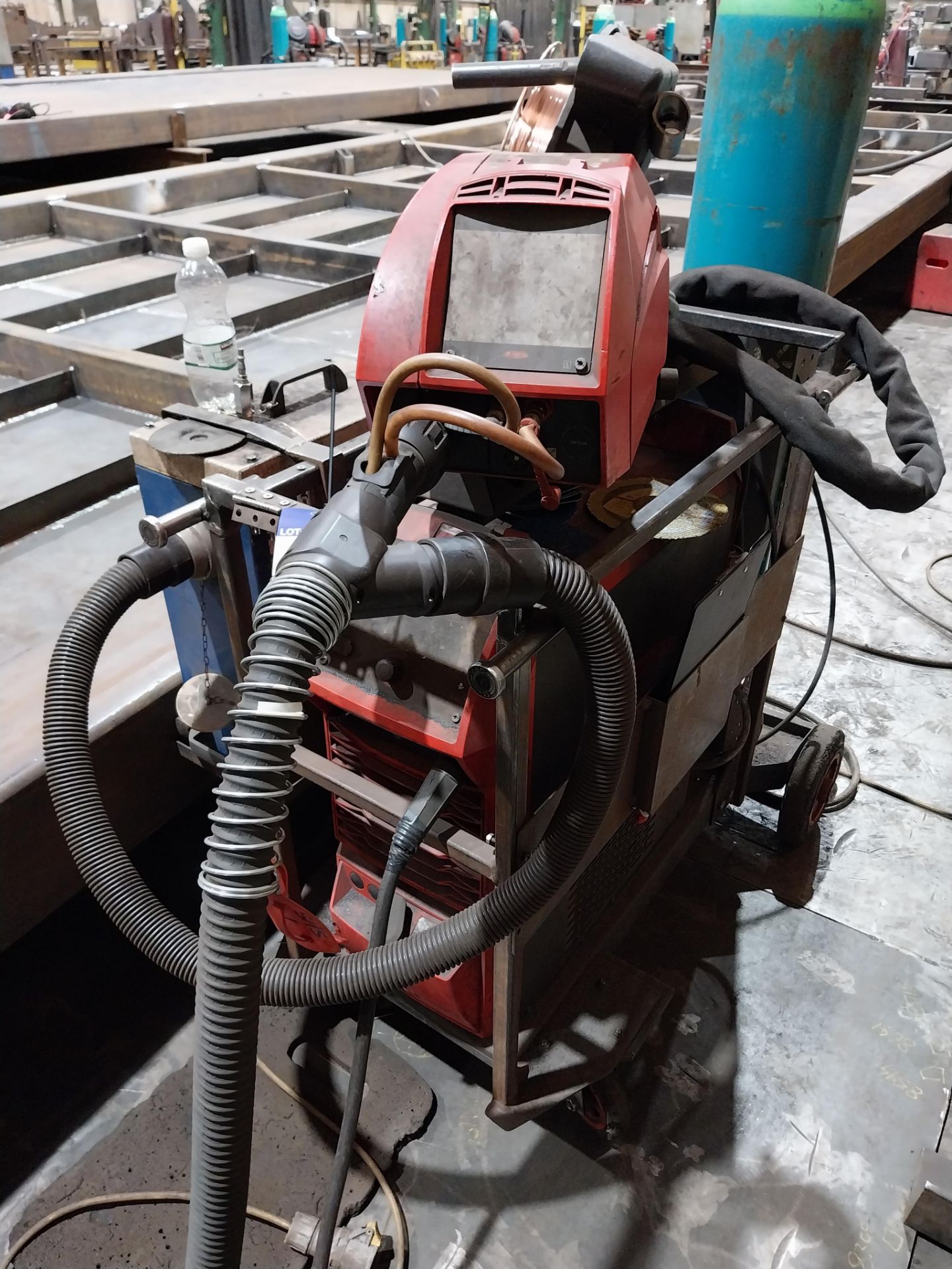 Fronius TPS400i mig welder with wire feed, Binzel FES-200 W3 extractor, torch and clamp (bottle - Image 9 of 9