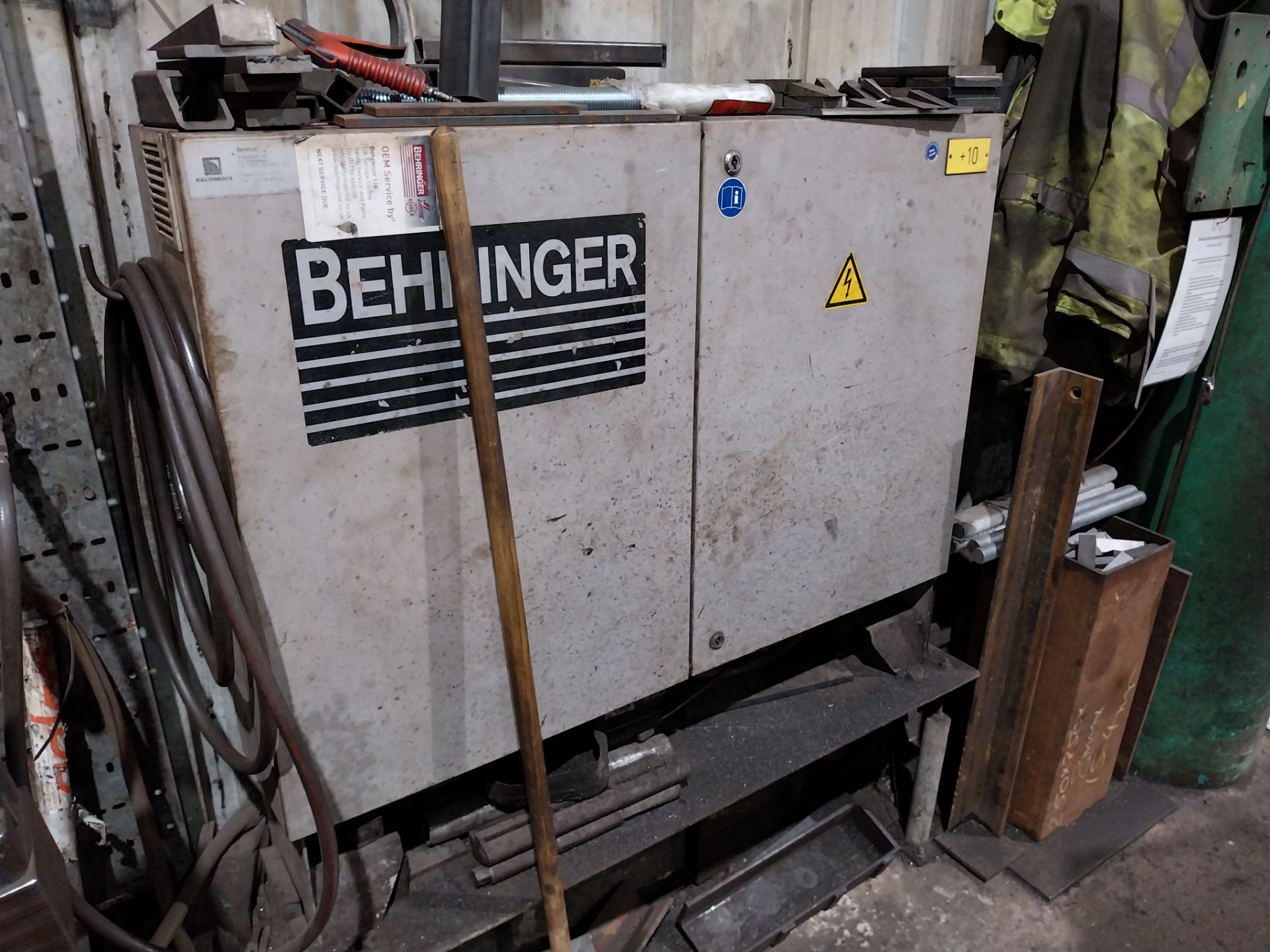 Behringer HBP-410-723G horizontal dual column band saw Number 406120 Year 2006 to include 2 - Image 5 of 14