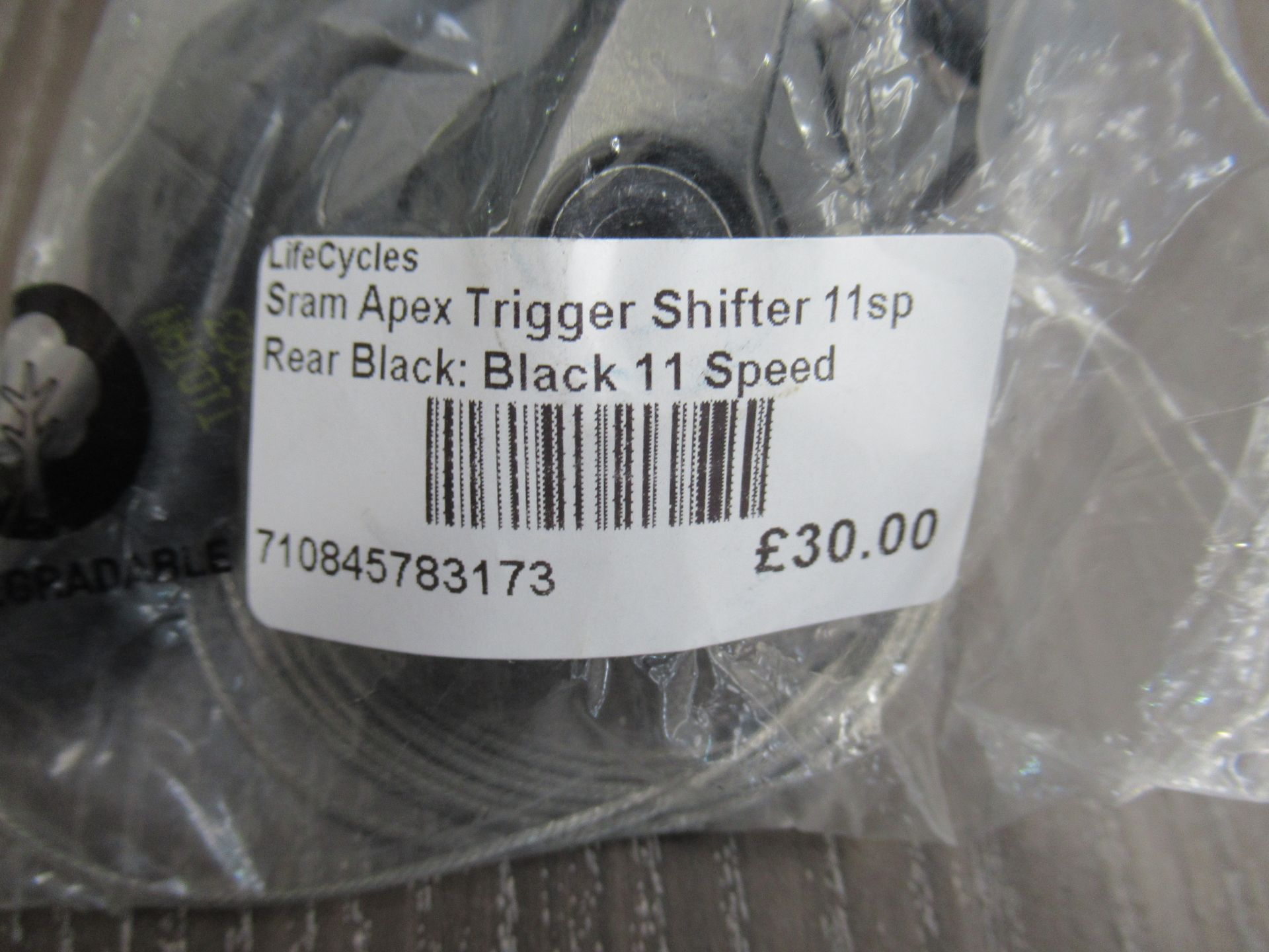 Assorted SRAM trigger shifters including 10-SPD Rear (RRP£27), Apex 11-SPD Rear (RRP£30), 2 x 8-SPD - Image 11 of 11
