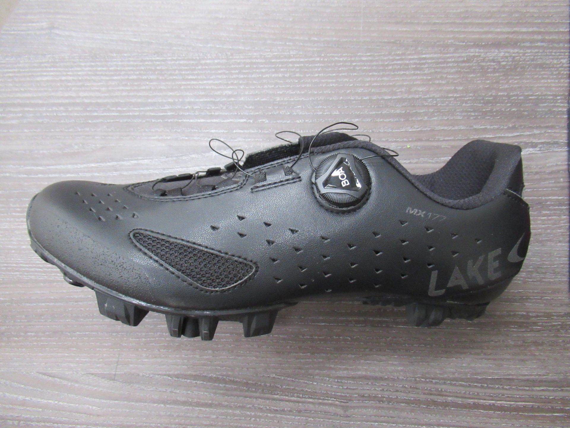 Pair of Lake MX177-X cycling shoes (black/black reflective) - boxed EU size 46 - (RRP£150)