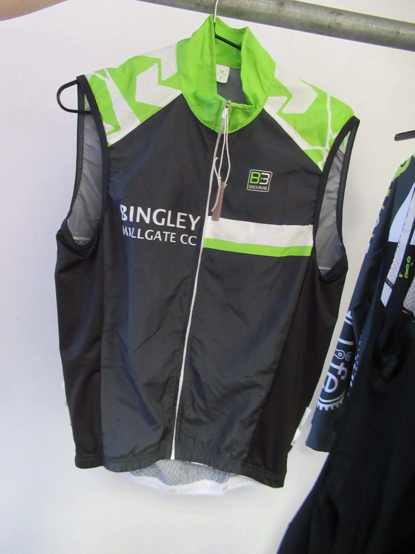 M Male Cycling Clothes - Image 2 of 6