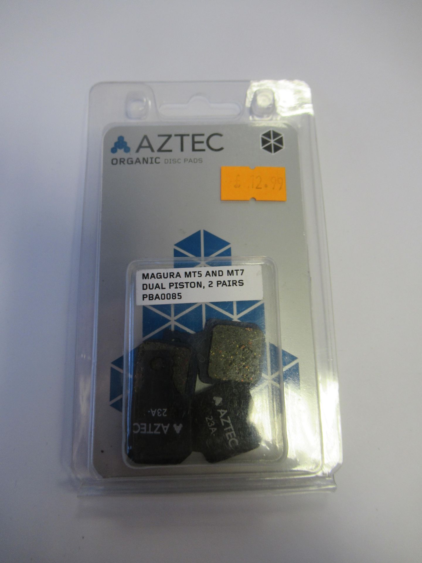 Aztec Sintered Disc Pads, (2x for Magura MT5 and MT7 Dual Piston, 2 pairs; 1x for Shimano Saint M810 - Image 20 of 21