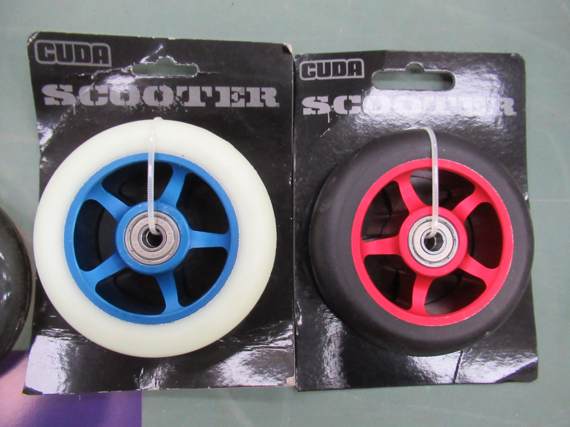 Scooter accessories including 5 x Scooter wheels (RRP£29.99 each) and 2 x Scooter forks (RRP£19.99) - Image 2 of 4