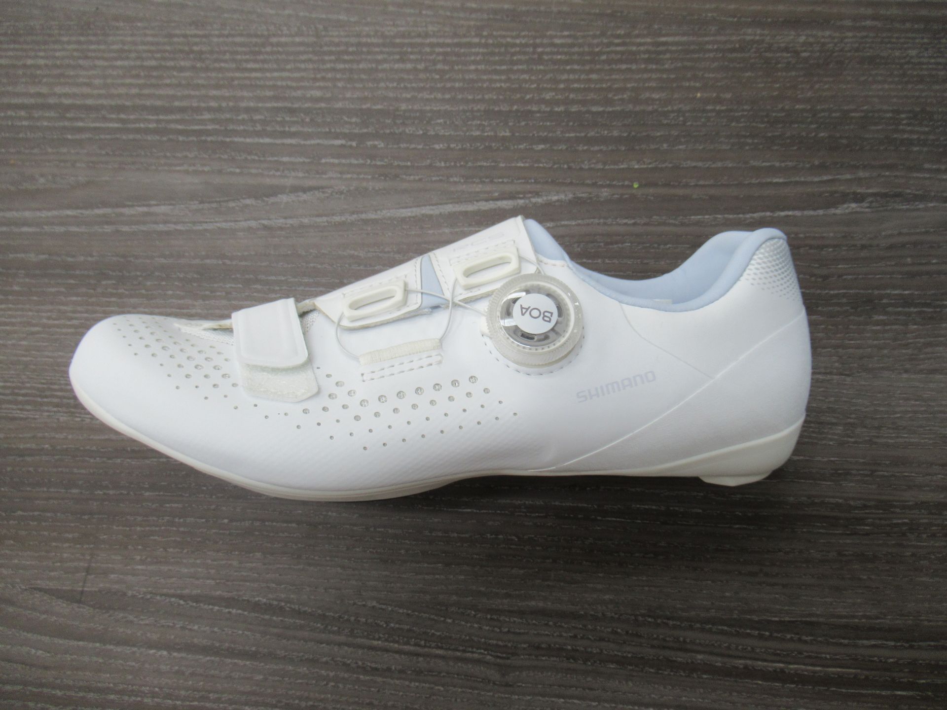 Pair of Shimano RC-5 ladies cycling shoes (white) - boxed EU size 38 (RRP£139.99)