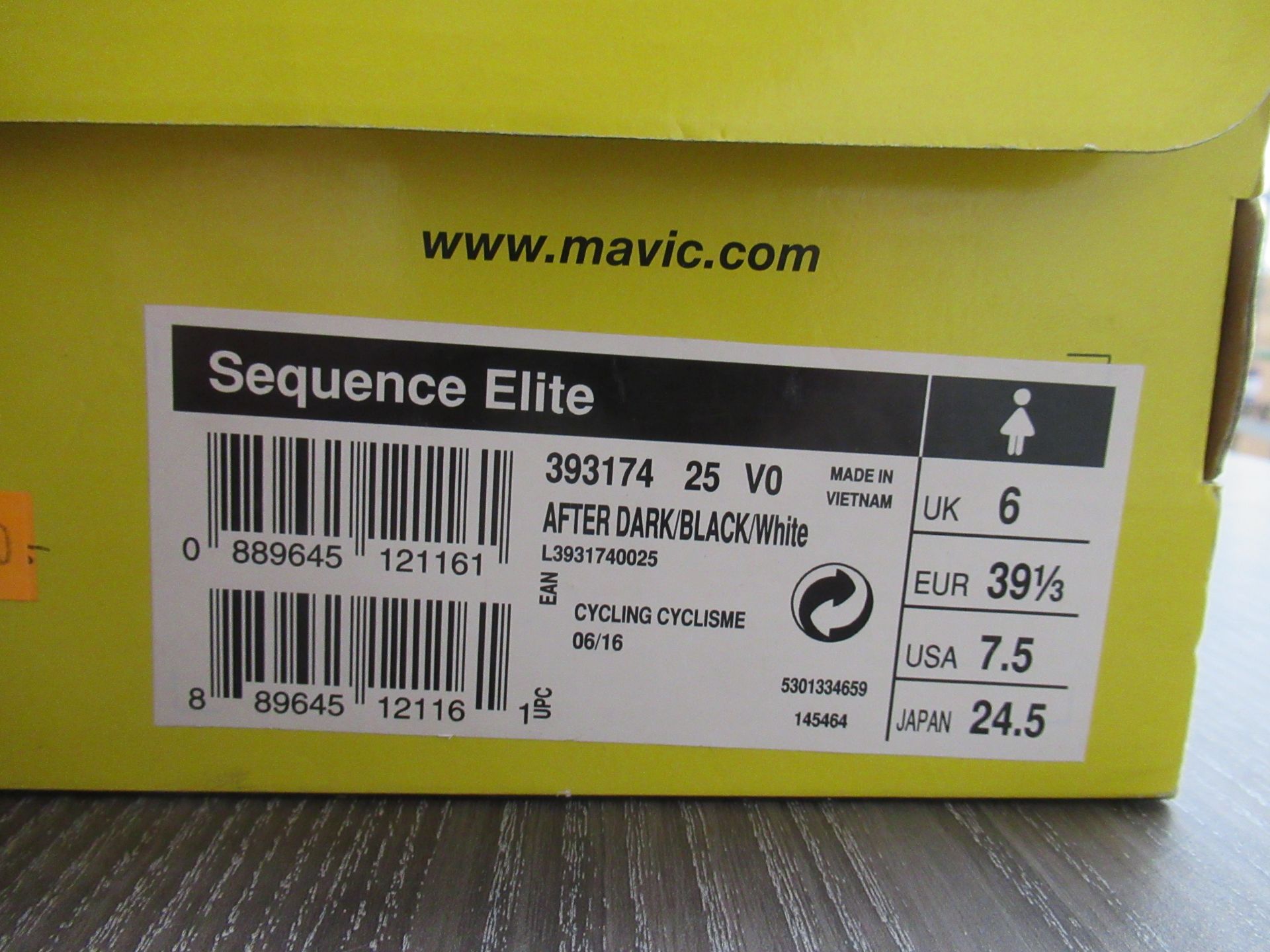 Pair of Mavic Sequence Elite ladies cycling shoes (after dark/black/white) - boxed EU size 39 1/3 (R - Image 2 of 3