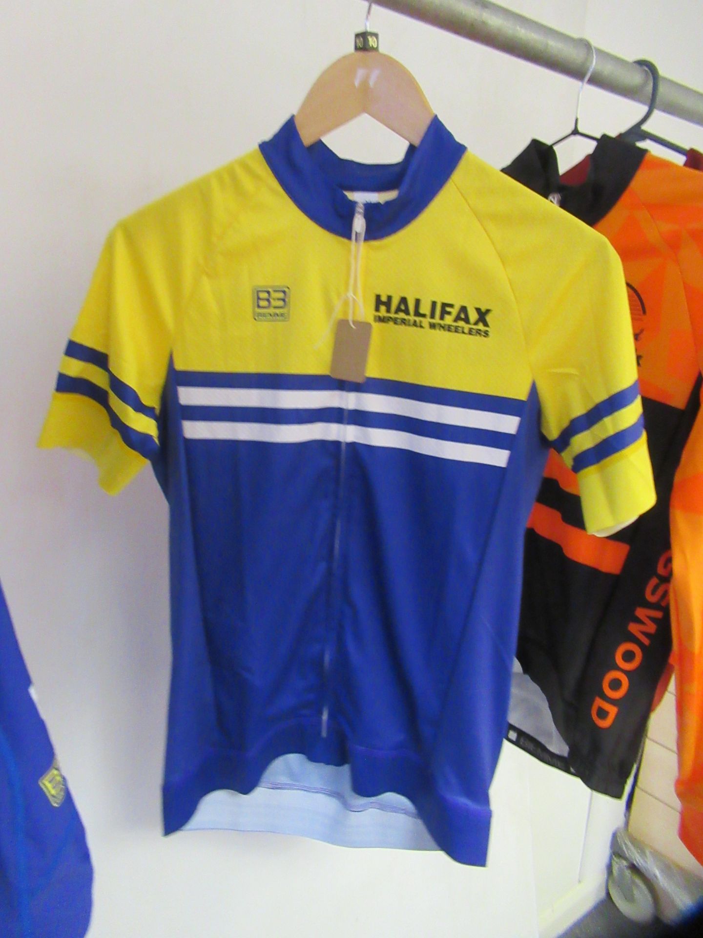 M Male Cycling Clothes - Image 5 of 7