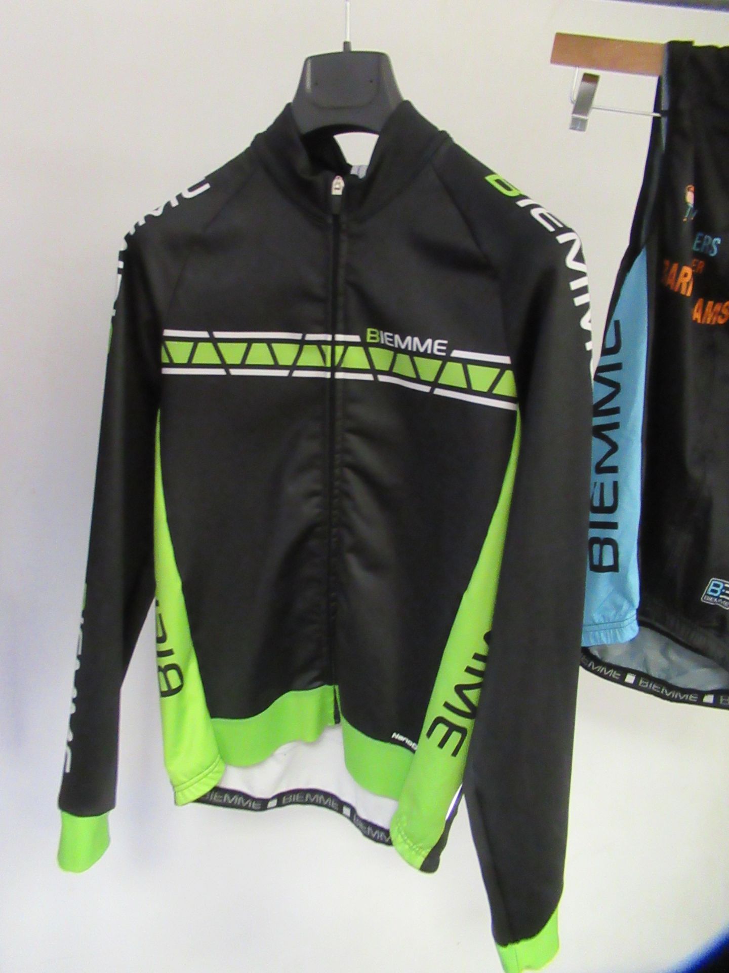 M Male Cycling Clothes - Image 7 of 8