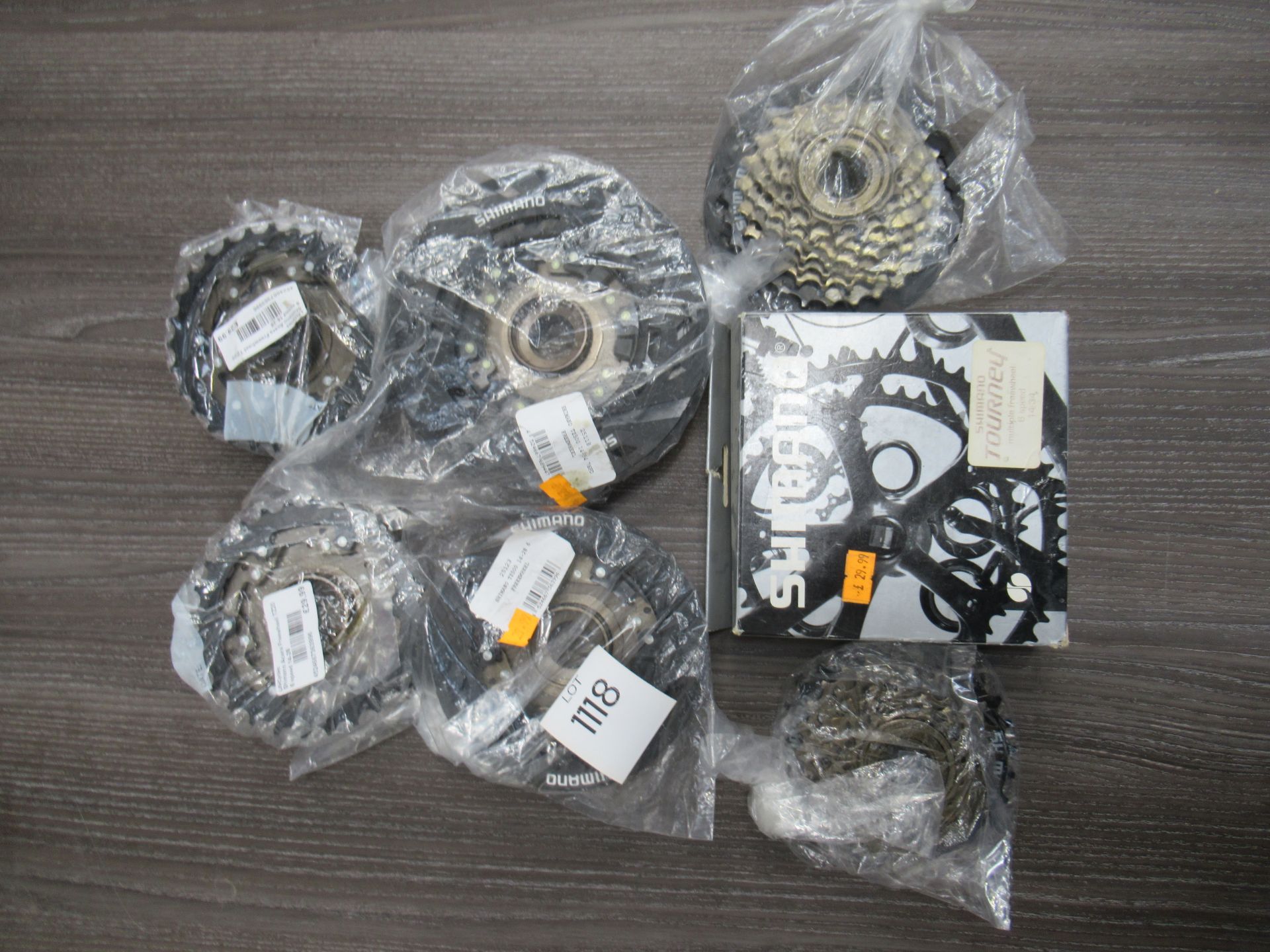 Assorted Shimano Freewheels (total RRP£175+) - 3 x TZ20 6-SPD 14-28 (RRP29.99 each), 2 x TZ500 6-SPD