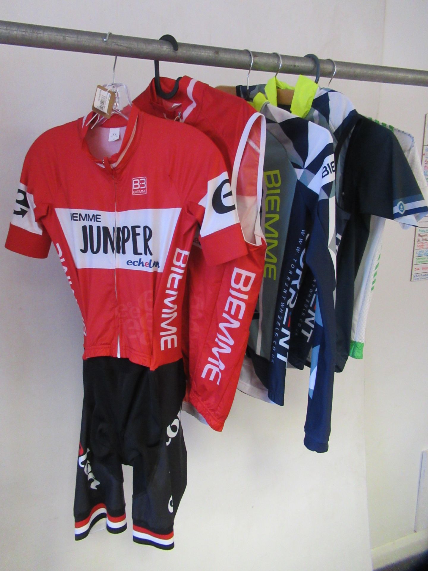 5x XS Male Cycling Clothes