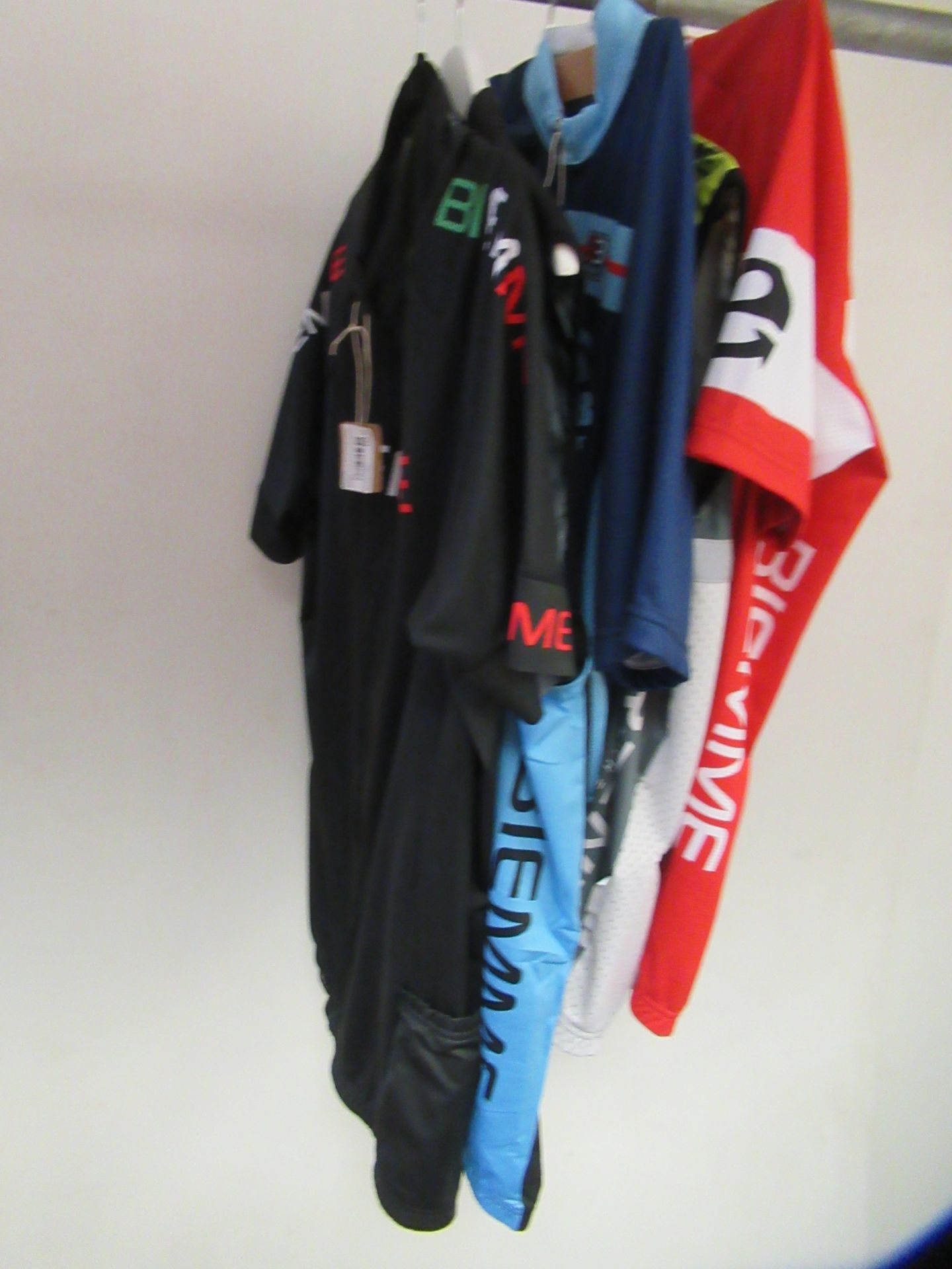 Male Cycling Clothes
