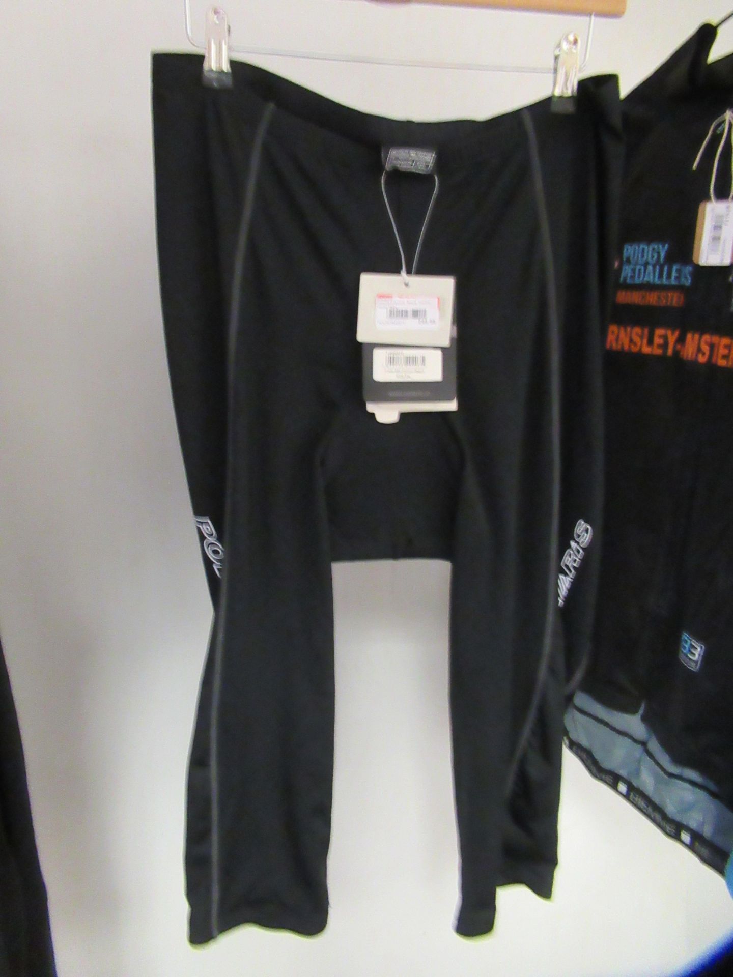 XXL Male Cycling Clothes - Image 8 of 10