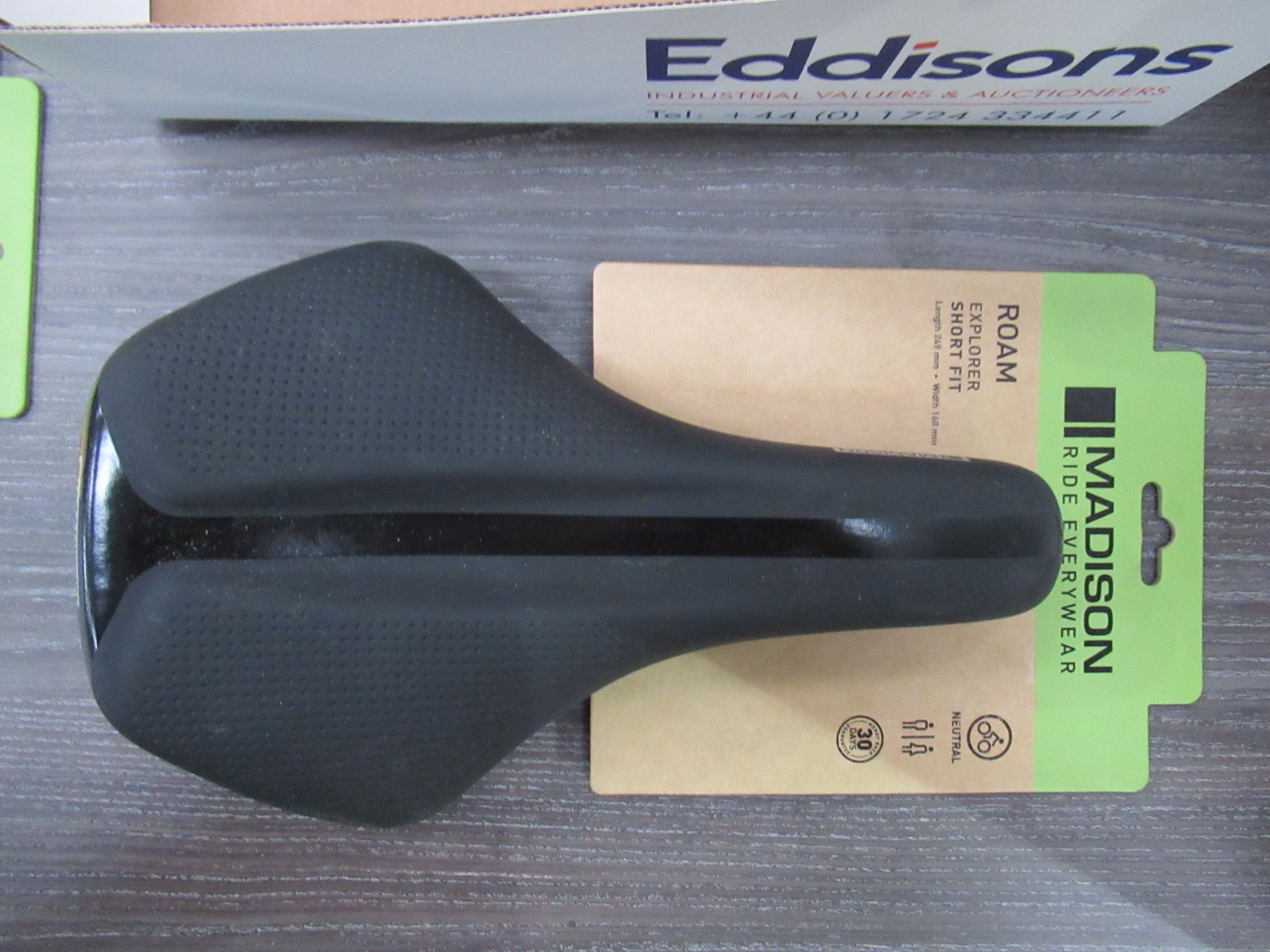 4 x Madison 'Roam" saddles: 2 x Short fit; 2 x standard fit (RRP£34.99 each) - Image 3 of 4