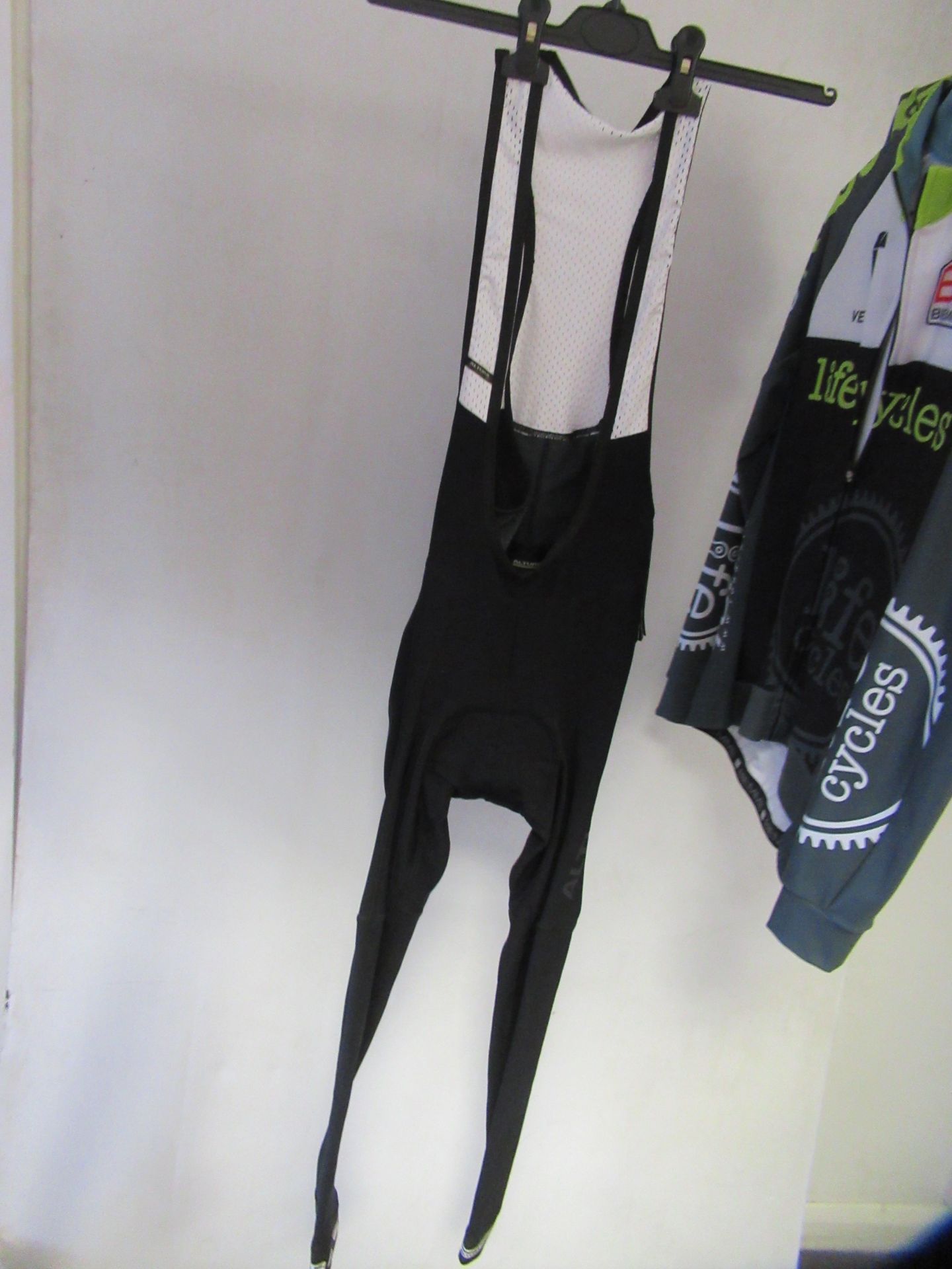 M Male Cycling Clothes - Image 3 of 6