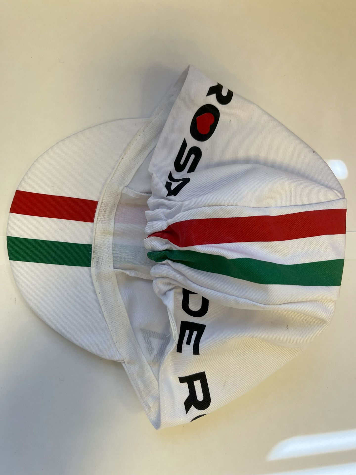 Cycling Accessories to include 4x Finish Line SnapBacks, RRP £14.99 each; 2x Supacaz Script Logo Sna - Image 18 of 24