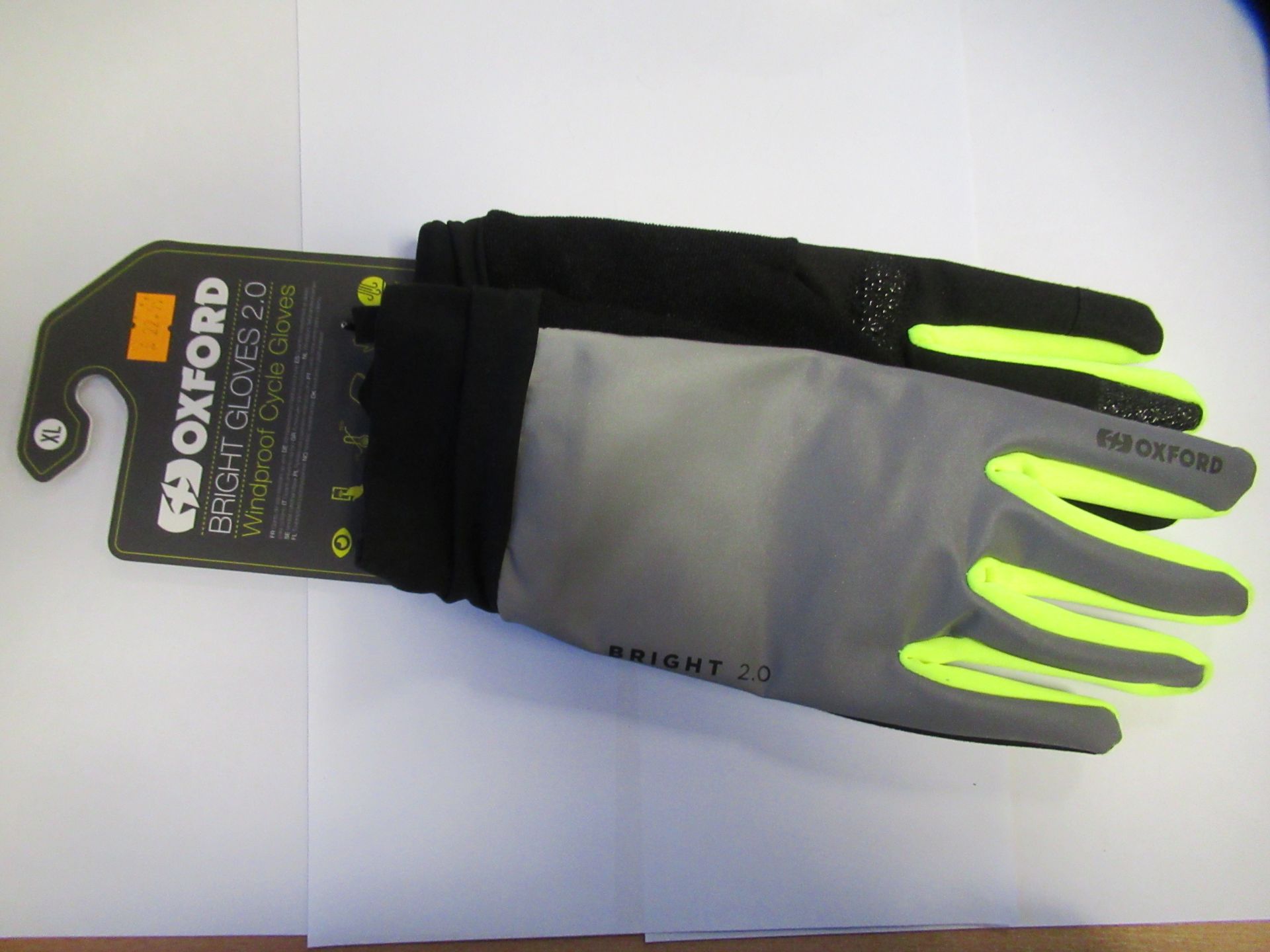 Bicycle Gloves, Size XL (1x XXL), 3x Oxford Bright Gloves 1.0 Thermal, RRP £19.99 each; 1x Biemme Wh - Image 4 of 7