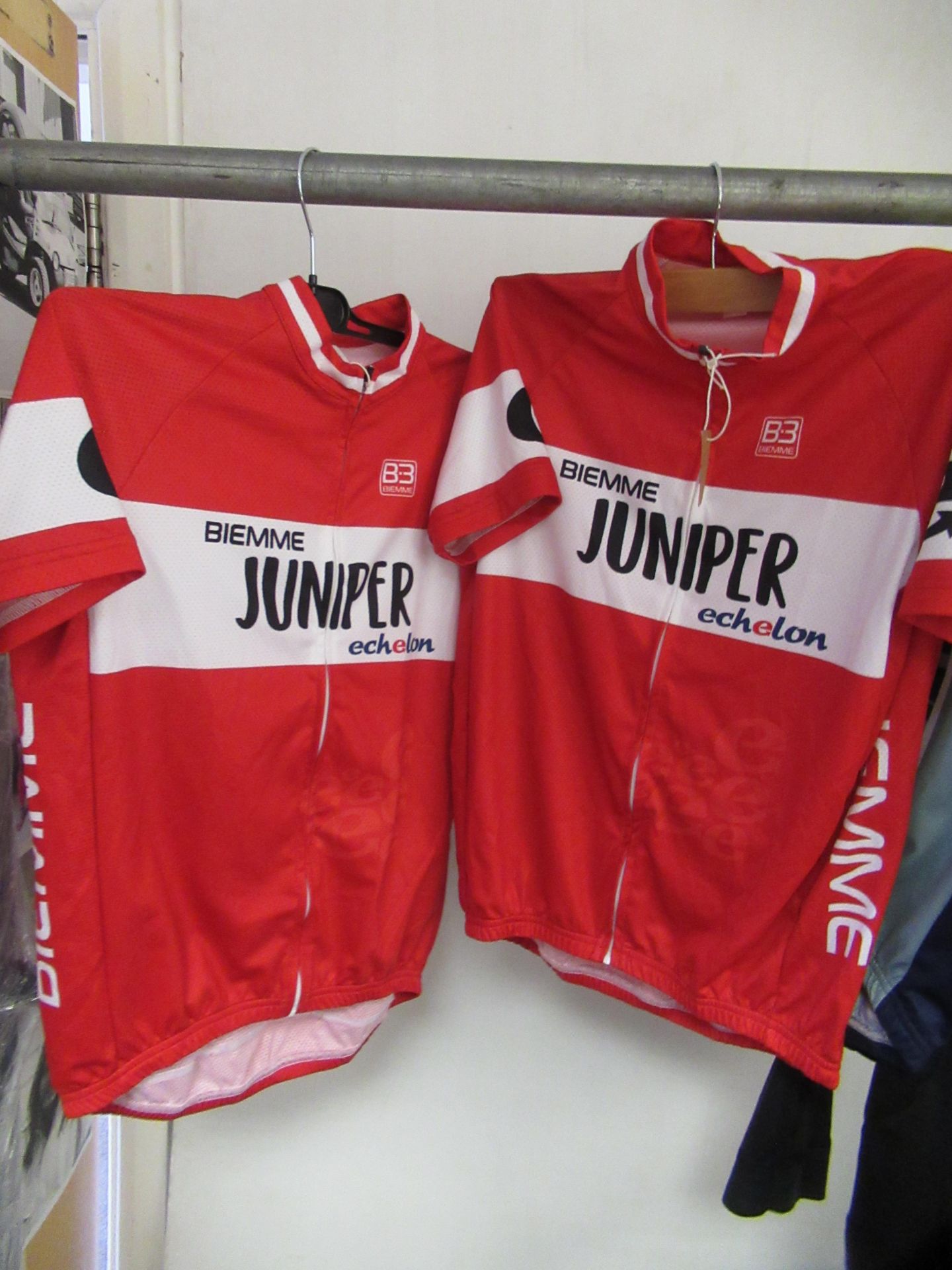 Various sizes of Childrens Cycling Clothes - Image 3 of 6