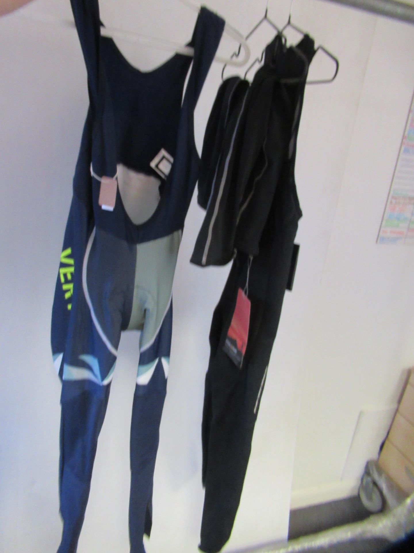 S Male Cycling Clothes - Image 2 of 4