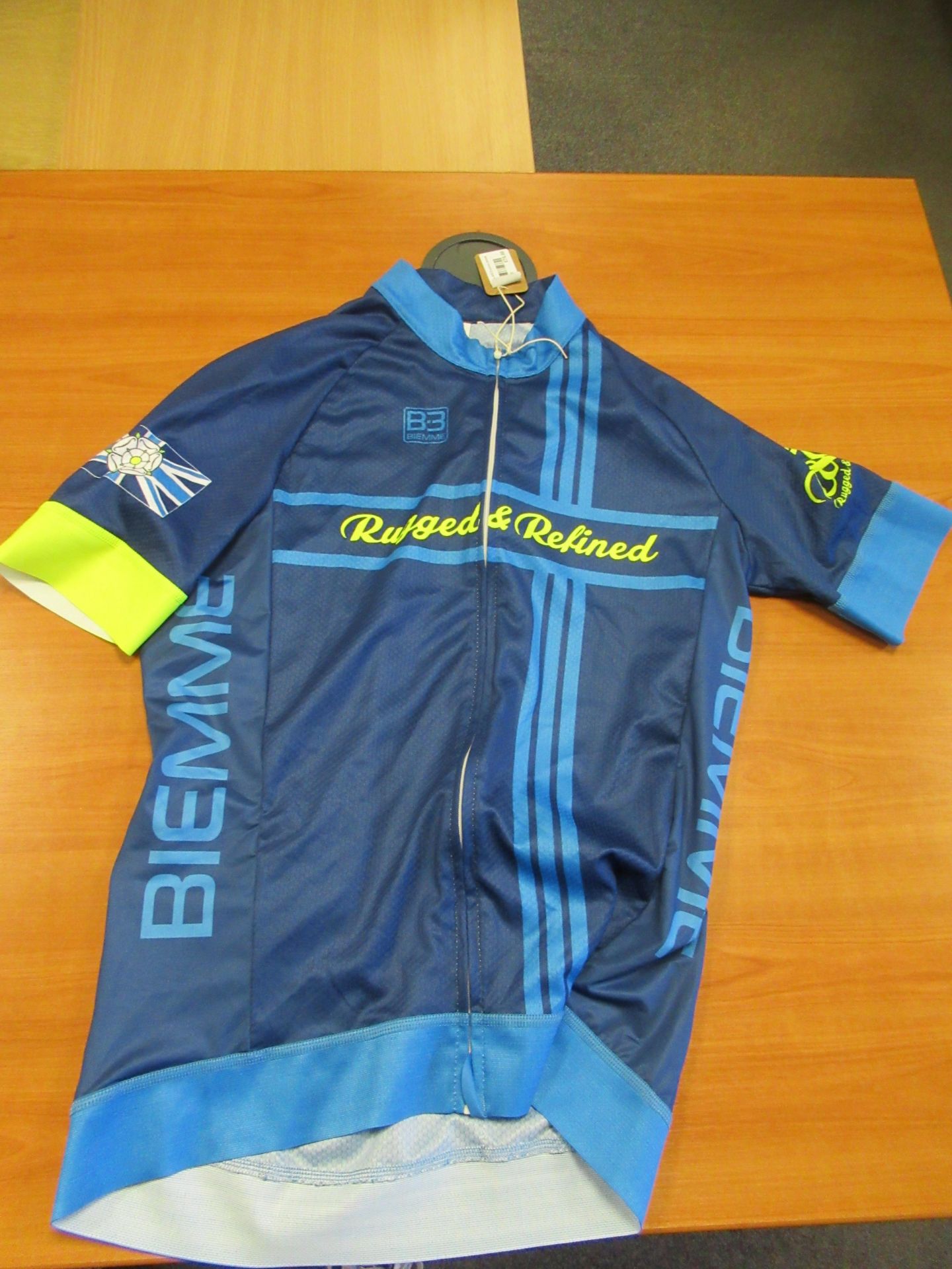 L Male Cycling Clothes - Image 3 of 7