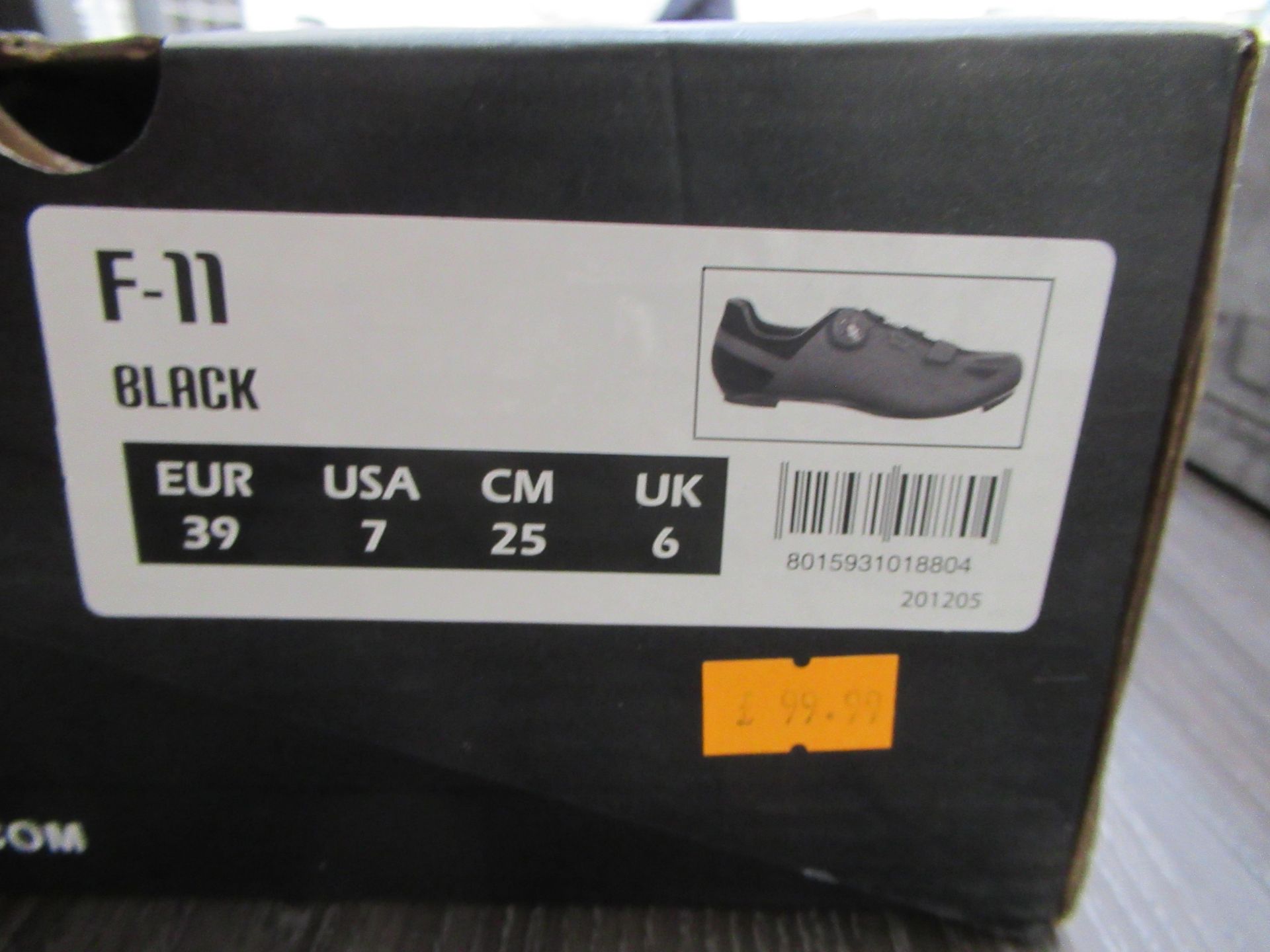 2 x Pairs of FLR cycling shoes - 1 x F-11 boxed EU size 39 (RRP£99.99) and 1 x F-35 III boxed EU siz - Image 5 of 7