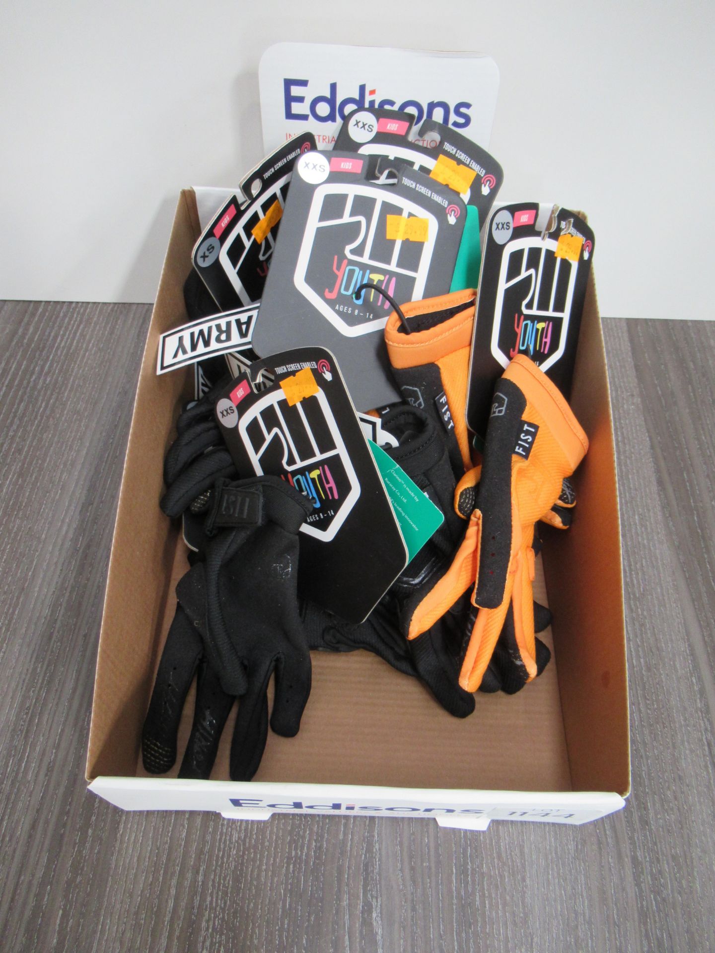 7 x pairs of Children's XS (3) and XXS (4) FIST Gloves (RRP£29.99 per pair)