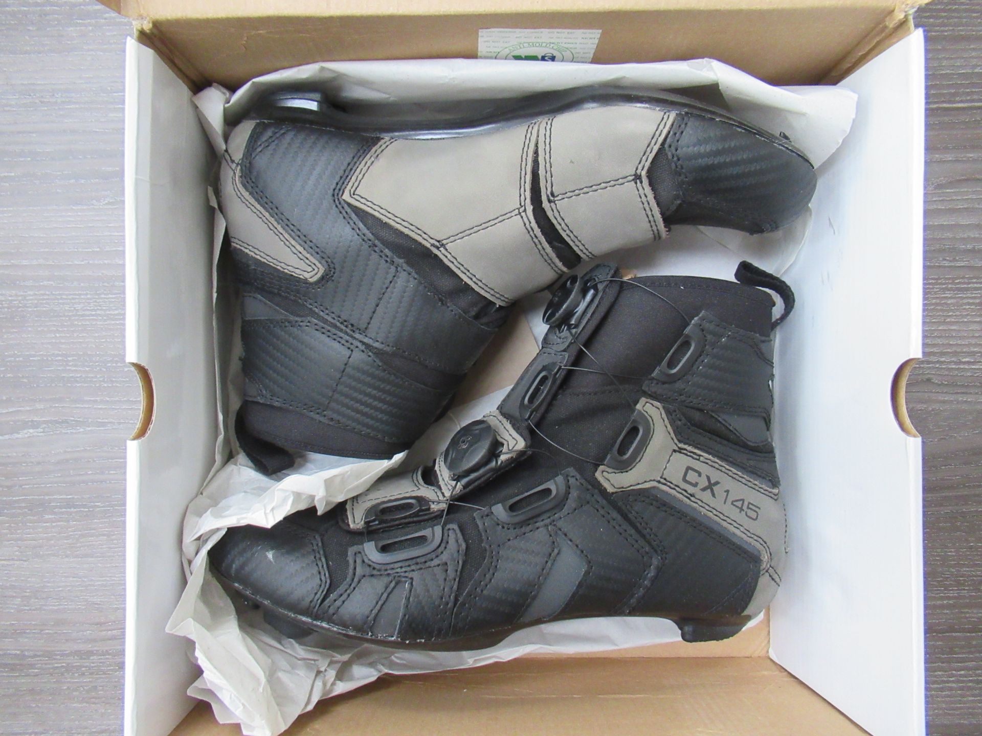 Pair of Lake CX145 cycling boots (black/grey) - boxed EU size 41.5 (RRP£200)