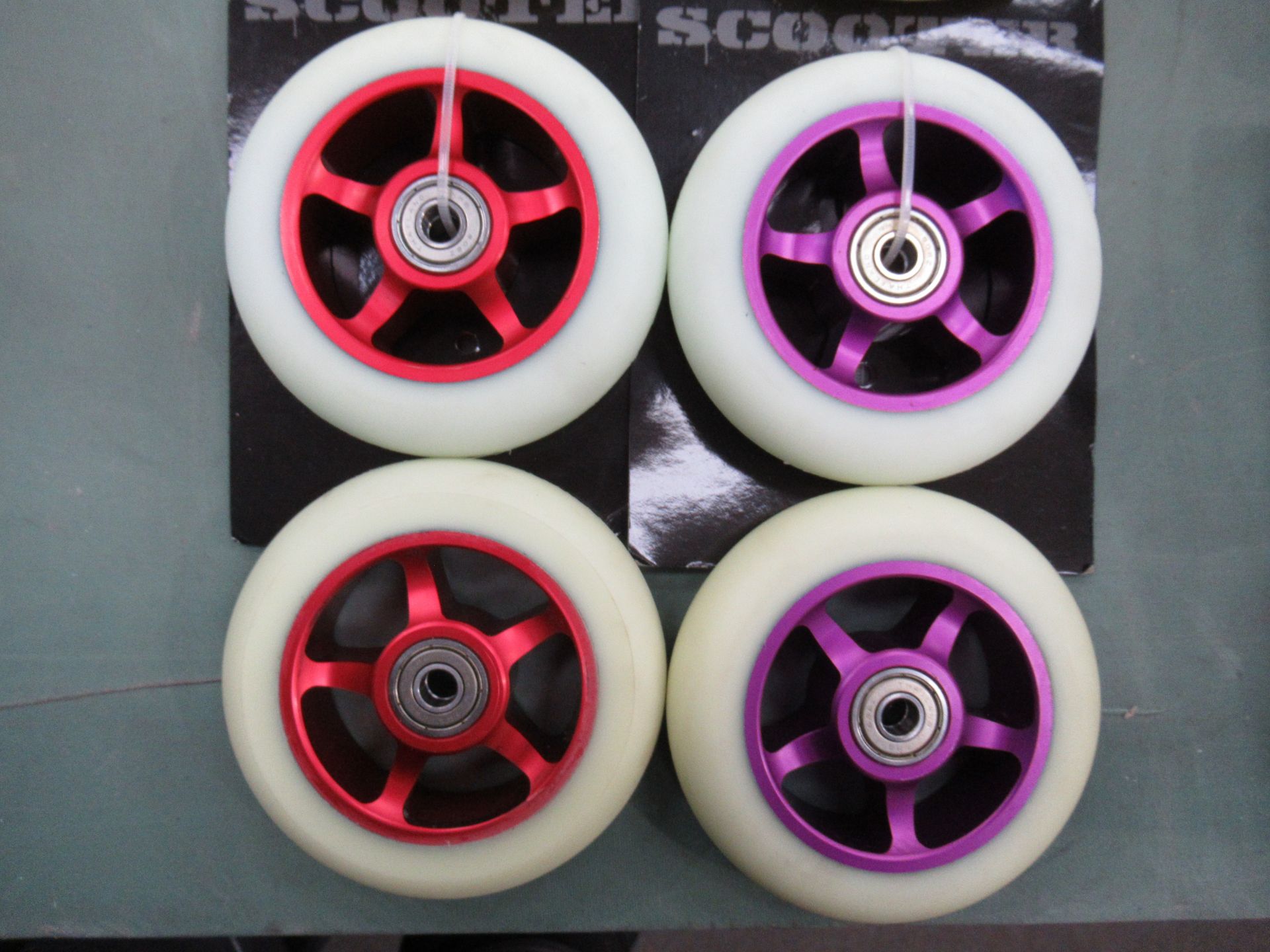 6 x Scooter wheels (RRP£29.99 each) - Bild 2 aus 3