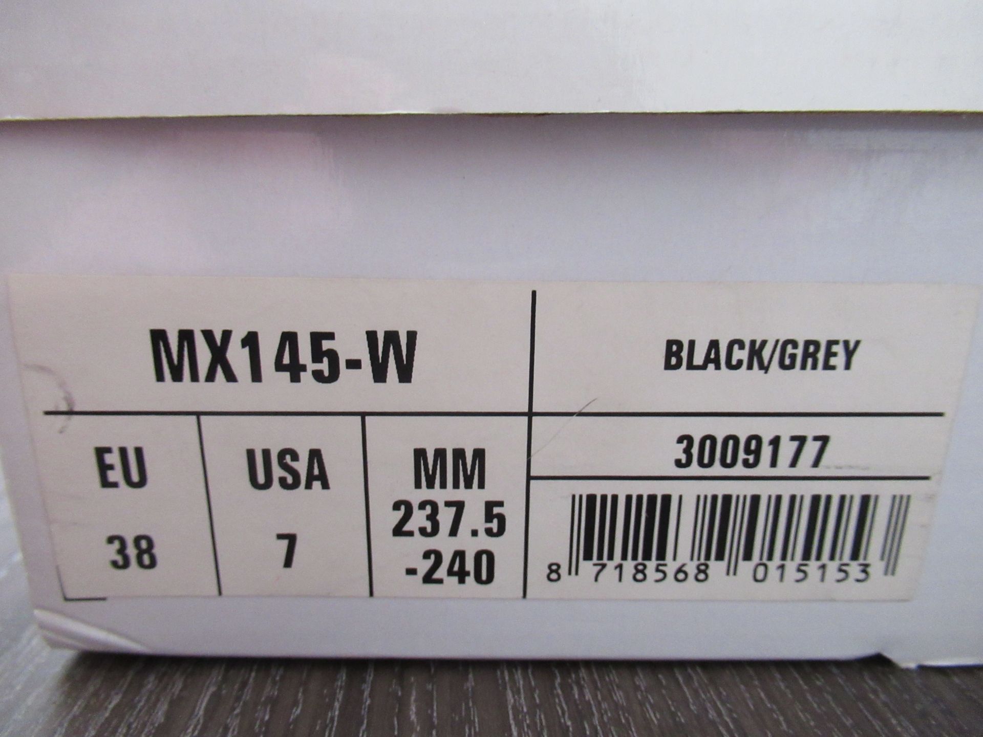 Pair of Lake MX145-W cycling boots (black/grey) - boxed EU size 38 (RRP£189.99) - Image 3 of 4