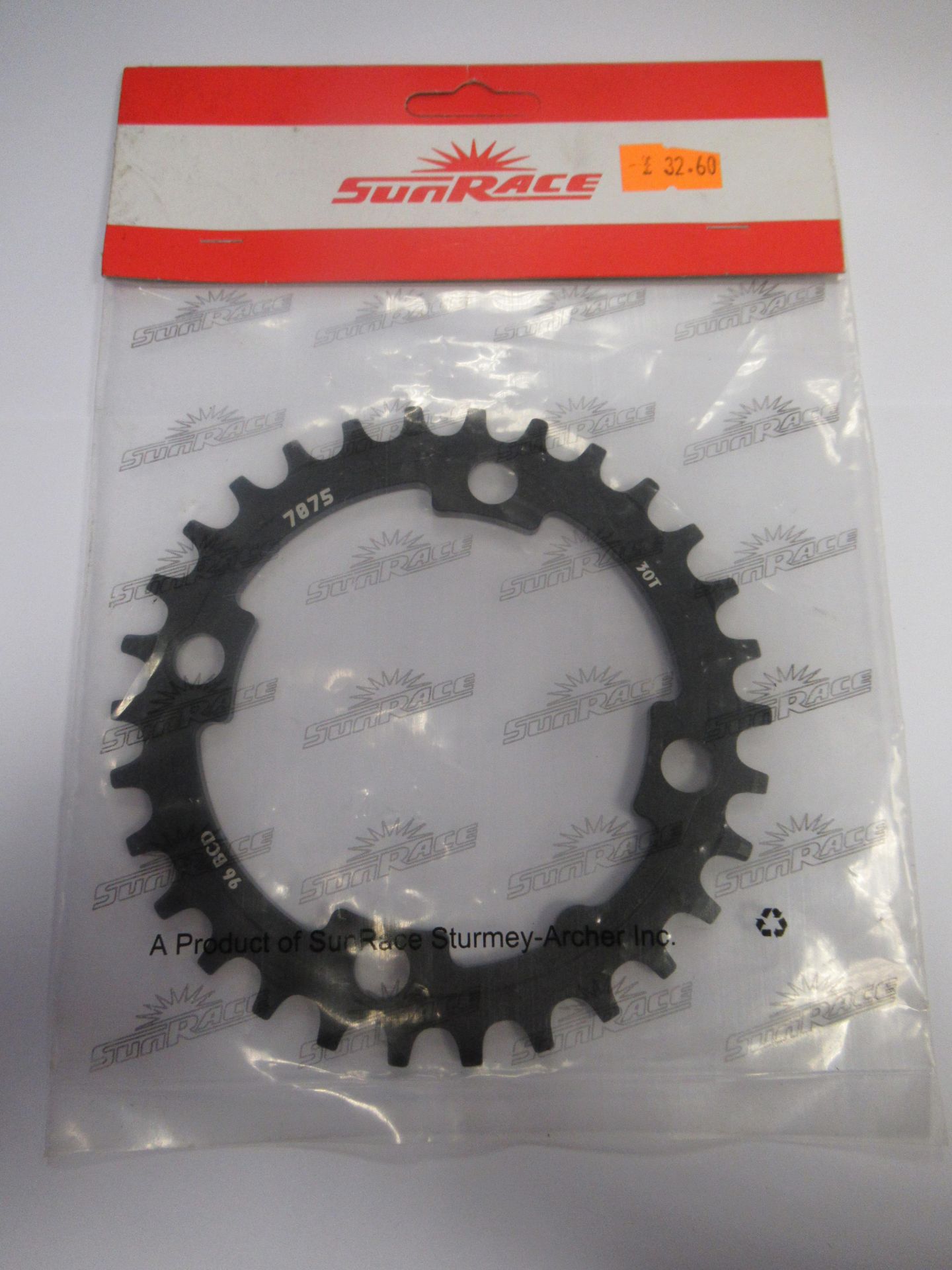 Sunrace Black Chain Rings - Image 10 of 17