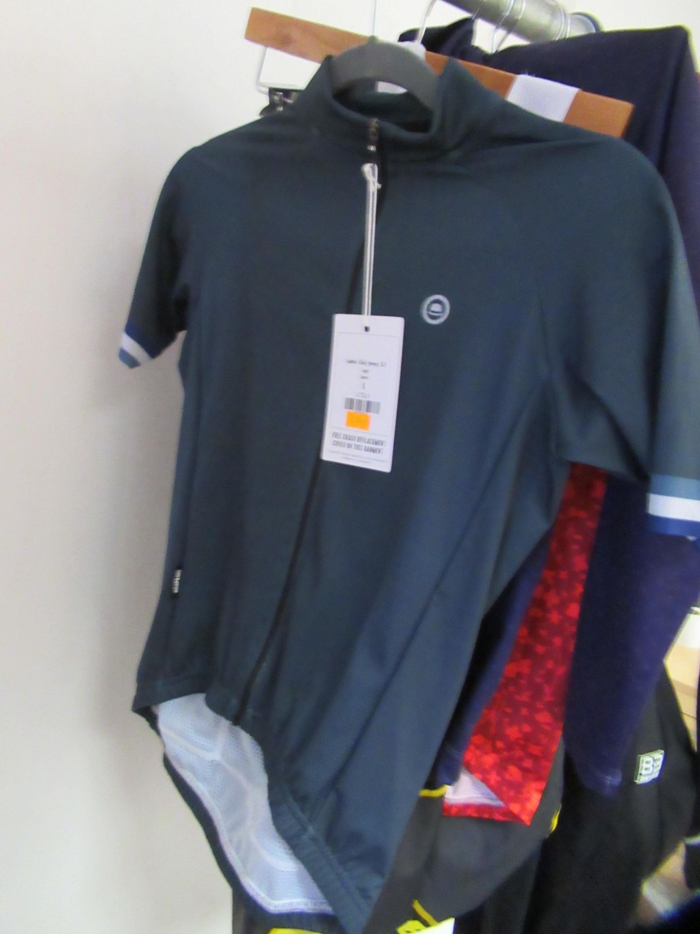 XS/S Womens Cycling Clothes - Image 2 of 10