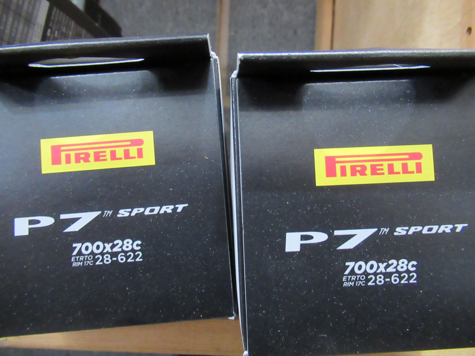 6 x Pirelli P7 Sport tyres - 2 x 700x24c (RRP£27.99 each); 2 x 700x26c (RRP£28.99 each) and 2 x 700x - Image 4 of 4
