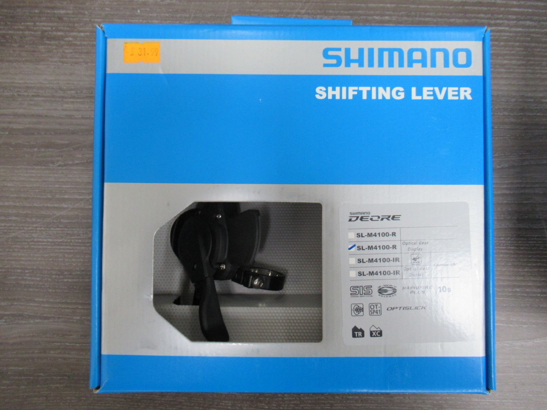 6 x Shimano brake levers: 2 x ST-EF500-7R2A; SL-M6000; SL-M4100-R; SL-M7000-11-R and ST-EF417R (tota - Image 4 of 8