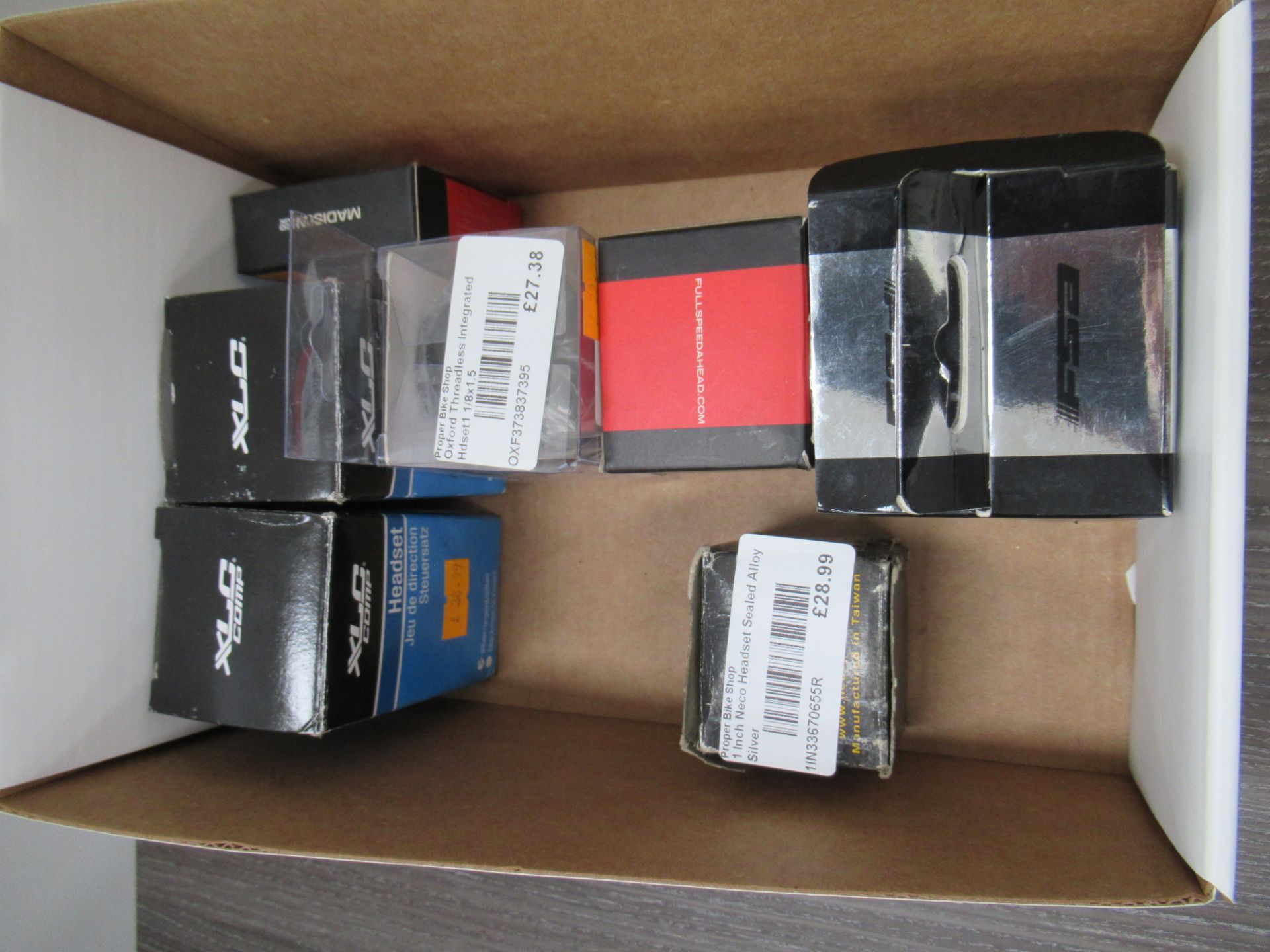 Box of various cycling headsets from XLC, FSA, Oxford and Madison (total approx RRP£250+) - Image 4 of 4