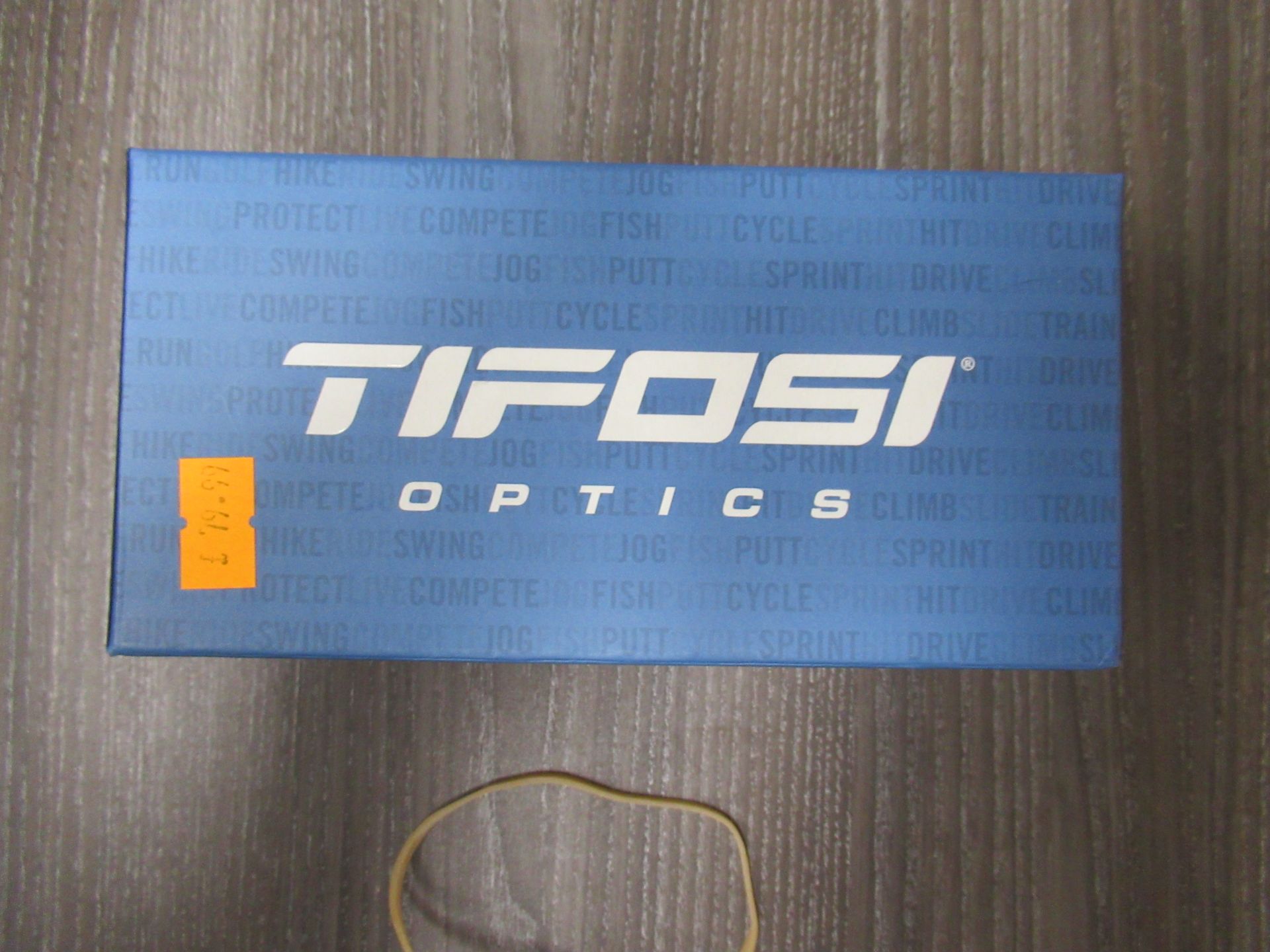 Tifosi Crit Crystal Black Sunglasses (RRP£79.99) - Image 2 of 4