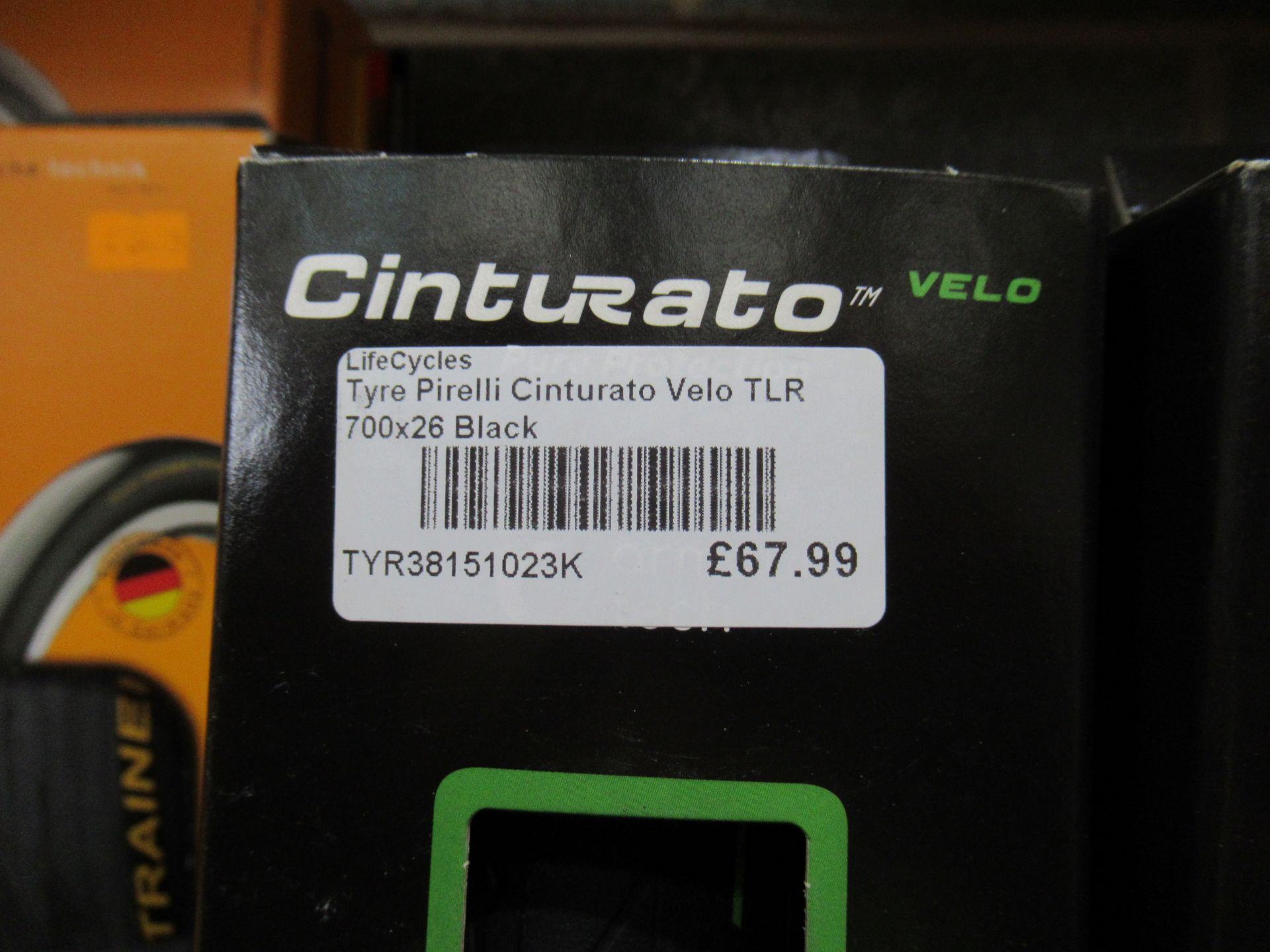 2 x Pirelli Cinturato Velo tubeless ready 700x26c tyres (RRP£67.99 each) - Image 2 of 3