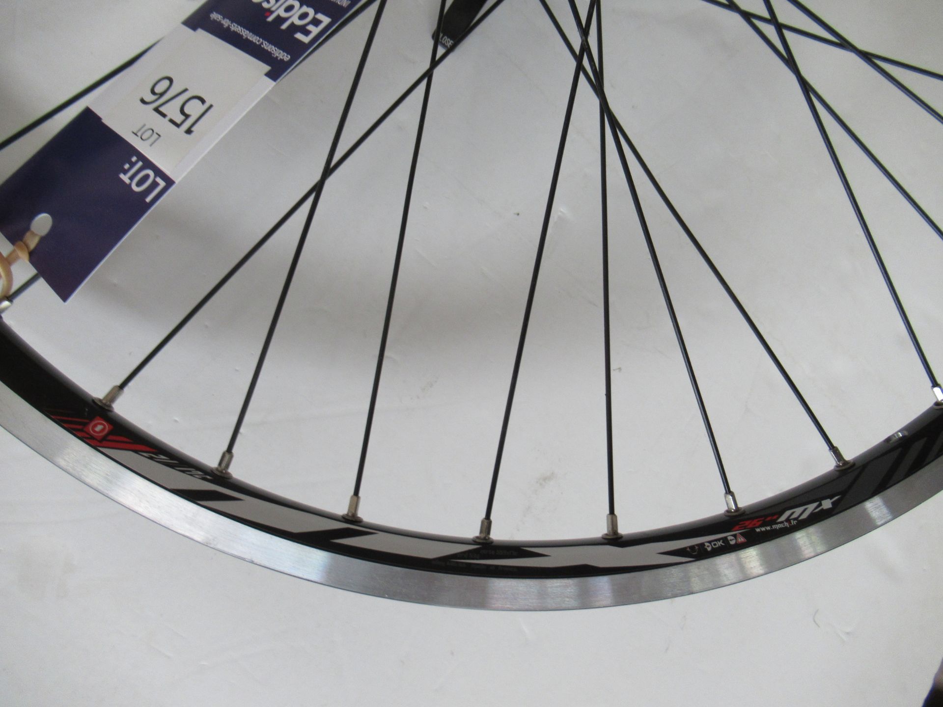 3 x 26" sized bicycle wheels (total approx RRP£144) - Image 3 of 7