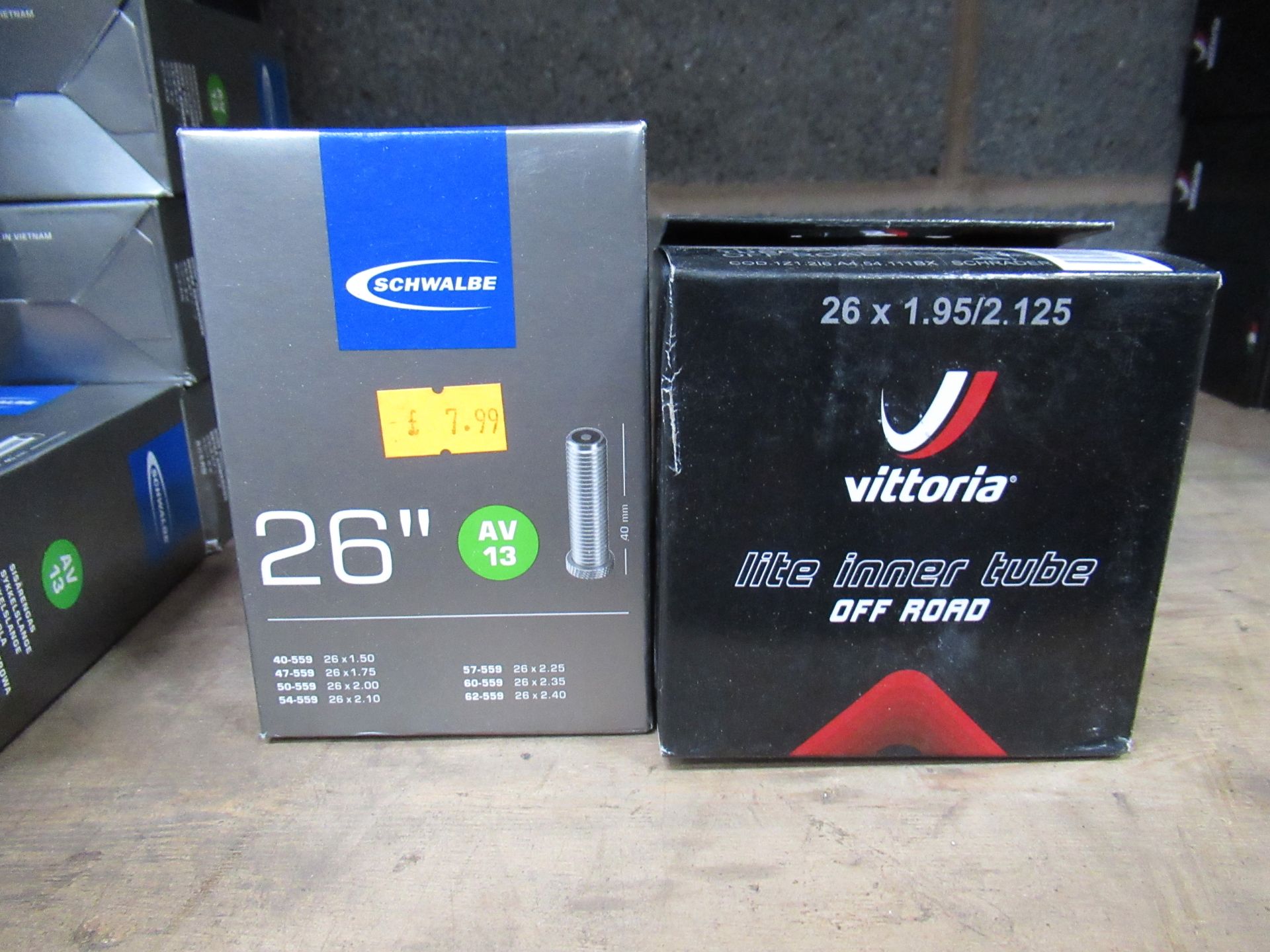 21 x Schwalbe AV13 26x1.50-2.50 and 10 x Vittoria Lite Off road 26x1.95x2.125 inner tubes (total RRP - Image 2 of 2