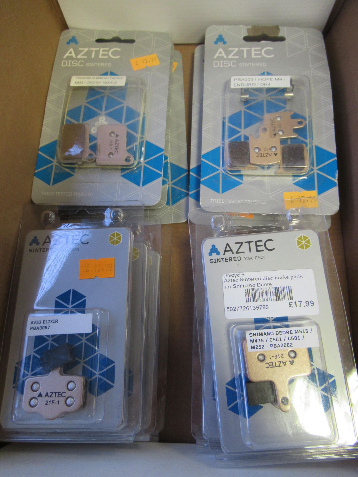 Aztec Disc Pads to include 3x Disc Sintered, PBA0106 Shimano Deore M555/ C900/01 Nexave; 3x Disc Sin