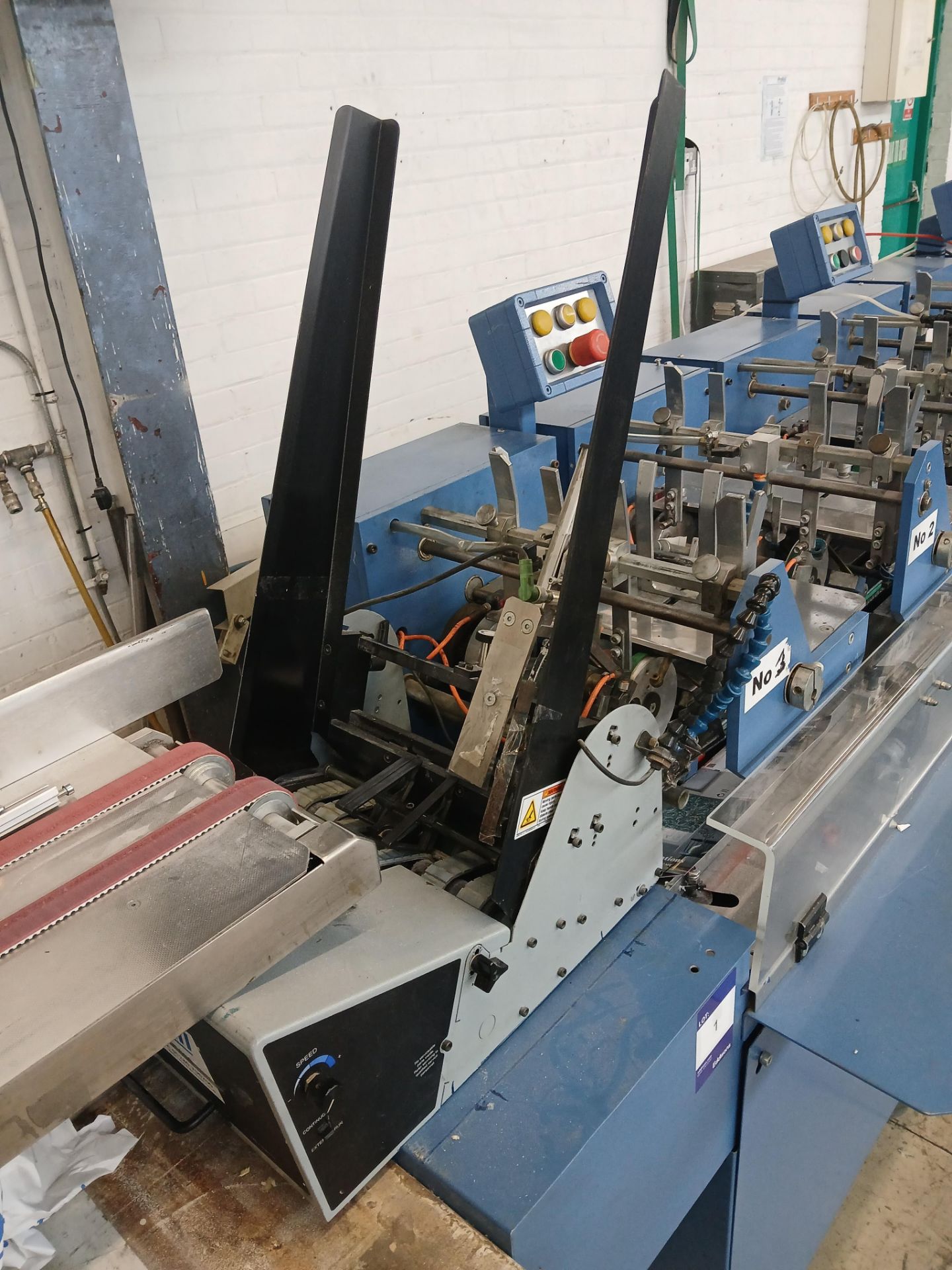 Buhrs/Promail BB300 6 station insertion line, Year believed to be 2001, with V710 feed unit and - Image 13 of 16