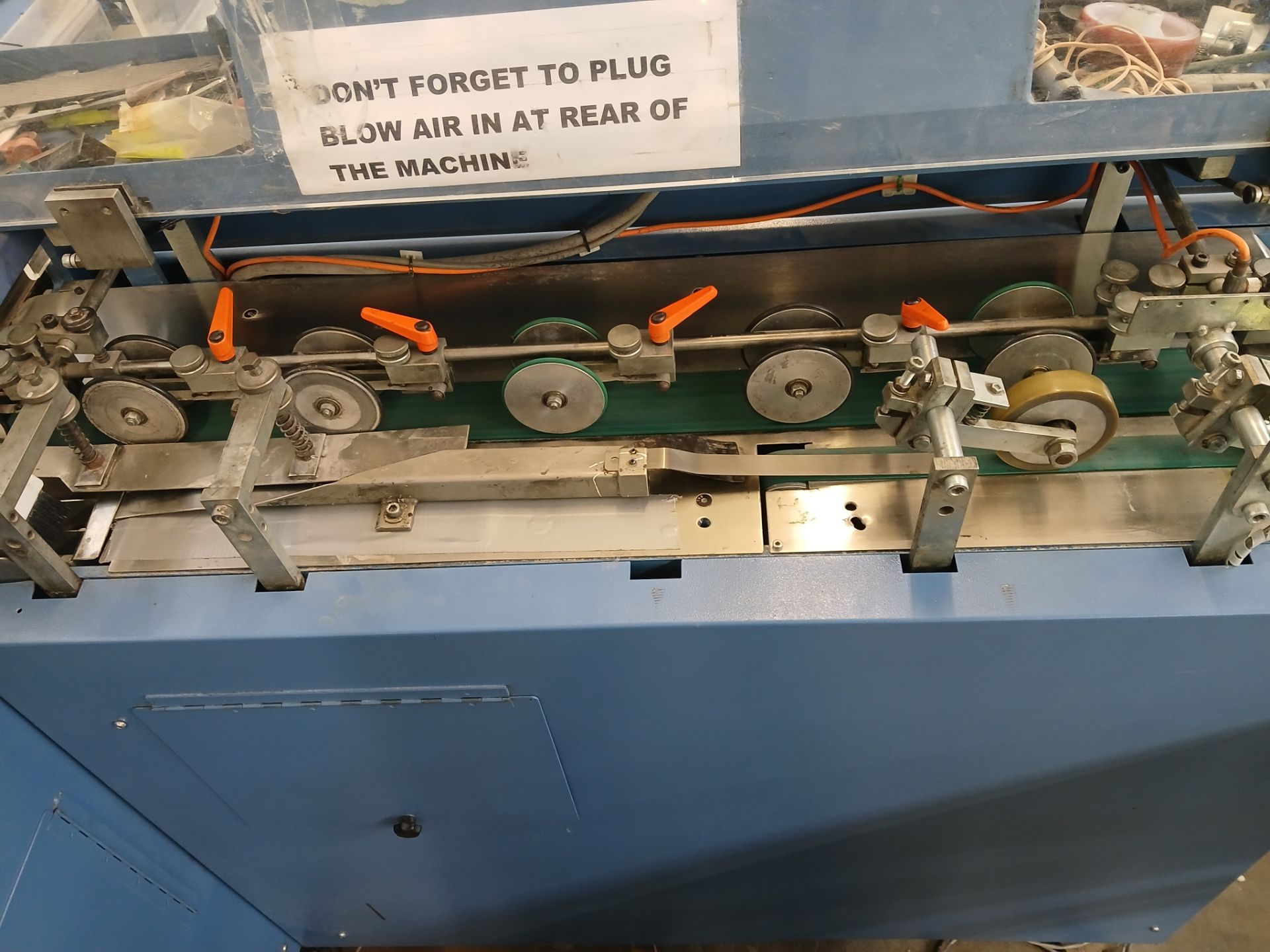 Buhrs/Promail BB300 6 station insertion line, Year believed to be 2001, with V710 feed unit and - Image 10 of 16