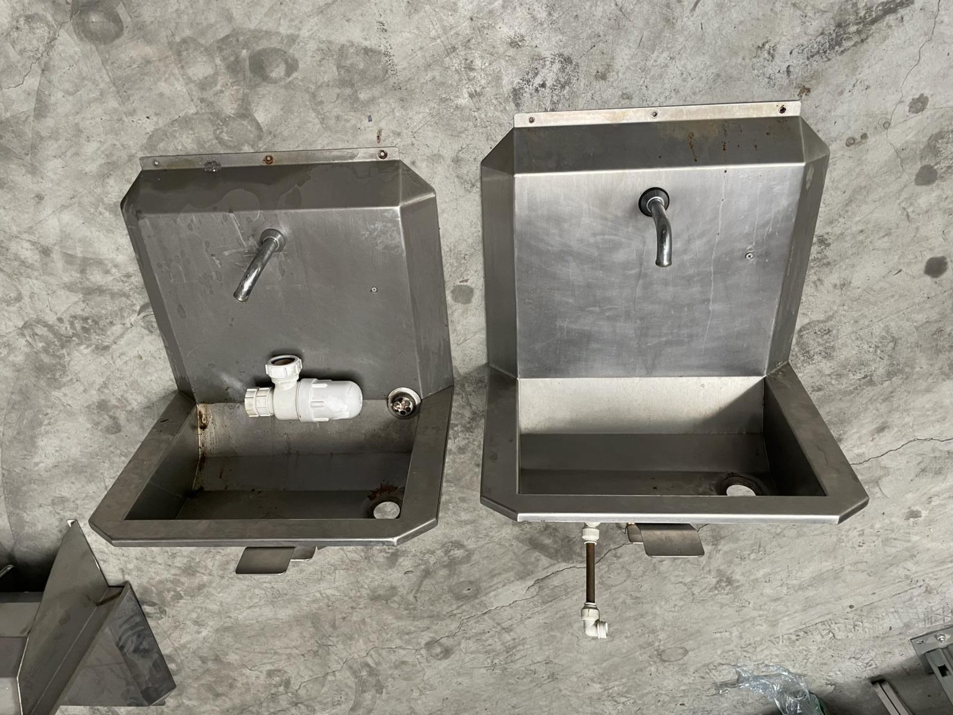 1 x Twin tap knee operated sink 1100 x 400 x 650 mm, 2 x single tap knee operated sinks (1 missing - Image 4 of 4