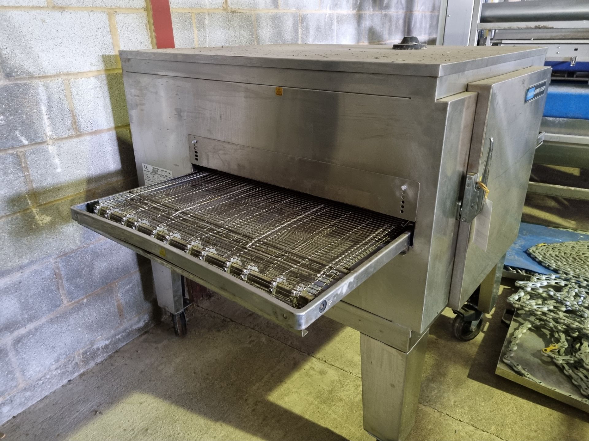 Lincoln Impinger Model 1421-F15E. Impinging oven, Stainless Steel Belt 1800 x 750 mm with 4 Heads. 2 - Image 5 of 6