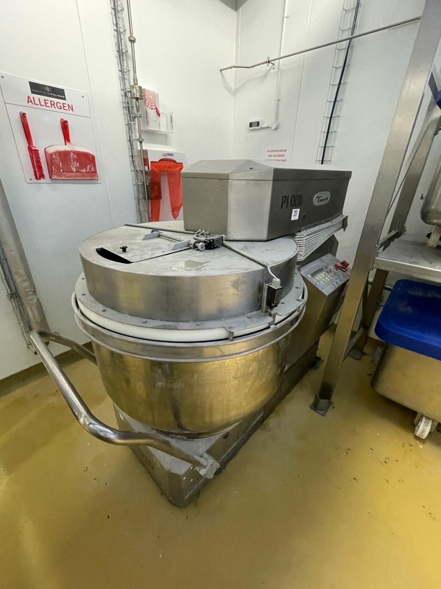 Turri Spiral Mixer x 200 Litre bowls, Bowl 900 x 500 mm, Dimensions approx. 1000 x 1900 x 1500 - Image 11 of 15