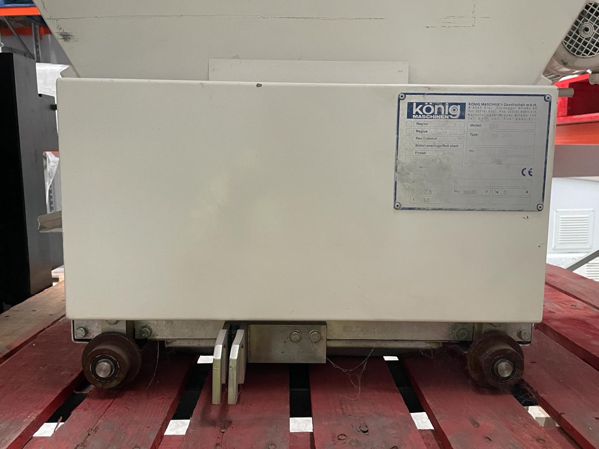Konig Dough Hopper, Model TRO 240. YOM 2000. 1000 x 800 mm hopper approx. Please note this lot is - Image 6 of 8