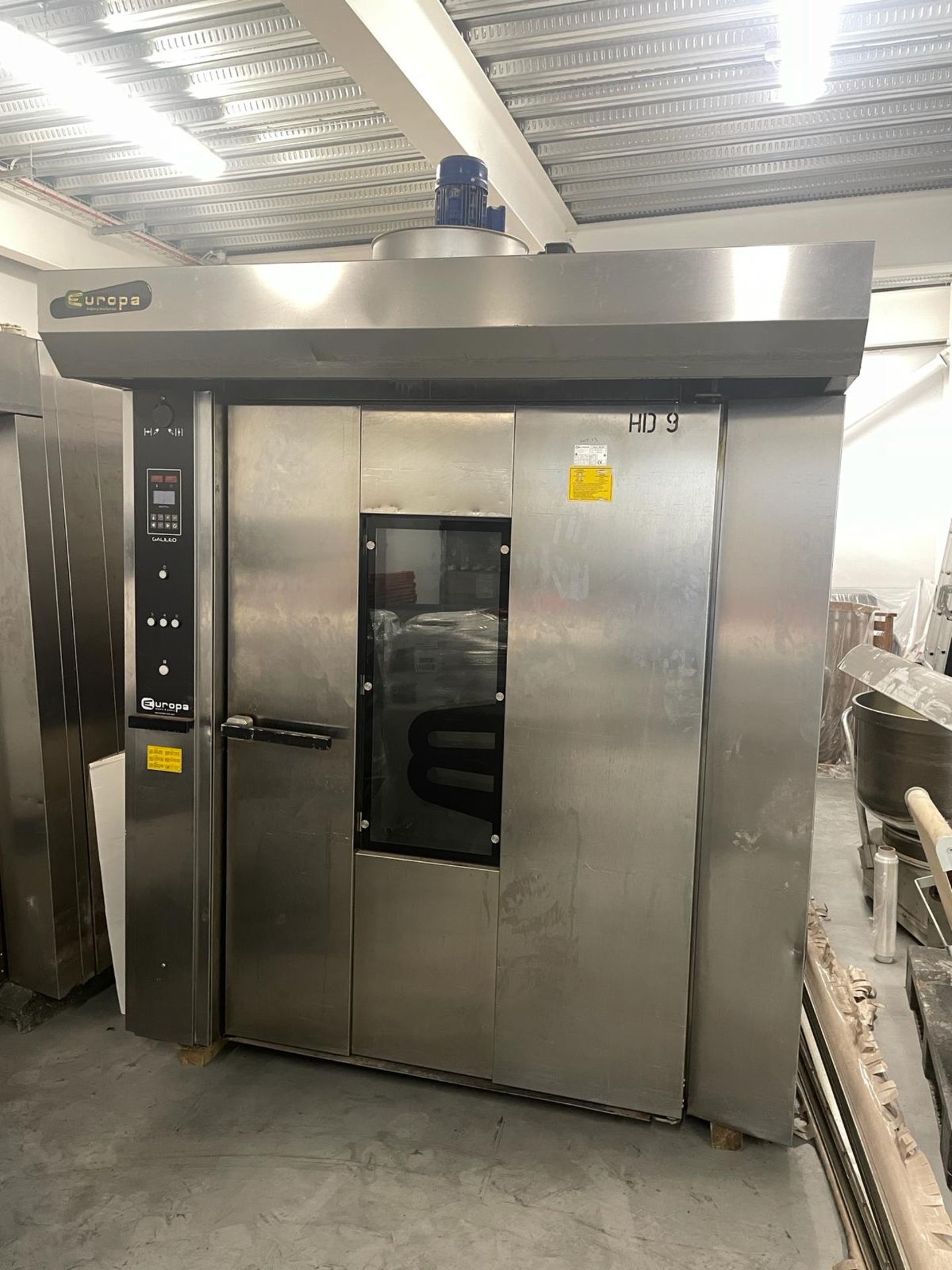 Europa Galileo Rotary Rack Gas Oven. Racks hang from rotating hook. Single Rack 2013, Internal